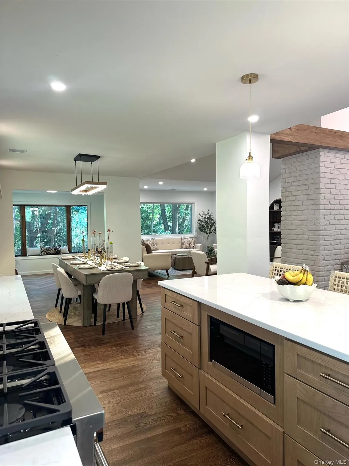 10 Moonedge Road, Huntington, NY, 4 Bedrooms Bedrooms, 9 Rooms Rooms,3 BathroomsBathrooms,Residential,For Rent,Moonedge,0,1059986 10 Moonedge Road, Huntington, NY, 4 Bedrooms Bedrooms, 9 Rooms Rooms,3 BathroomsBathrooms,Residential,For Rent,Moonedge,0,1059986