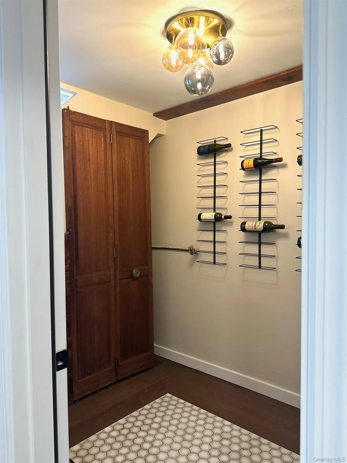 10 Moonedge Road, Huntington, NY, 4 Bedrooms Bedrooms, 9 Rooms Rooms,3 BathroomsBathrooms,Residential,For Rent,Moonedge,0,1059986 10 Moonedge Road, Huntington, NY, 4 Bedrooms Bedrooms, 9 Rooms Rooms,3 BathroomsBathrooms,Residential,For Rent,Moonedge,0,1059986