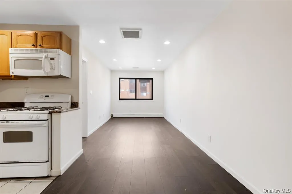 3 Charles Lane, Ramapo, NY, 1 Bedroom Bedrooms, 4 Room Rooms,1 BathroomBathrooms,Residential Lease,For Rent,Charles,0,1059998 3 Charles Lane, Ramapo, NY, 1 Bedroom Bedrooms, 4 Room Rooms,1 BathroomBathrooms,Residential Lease,For Rent,Charles,0,1059998