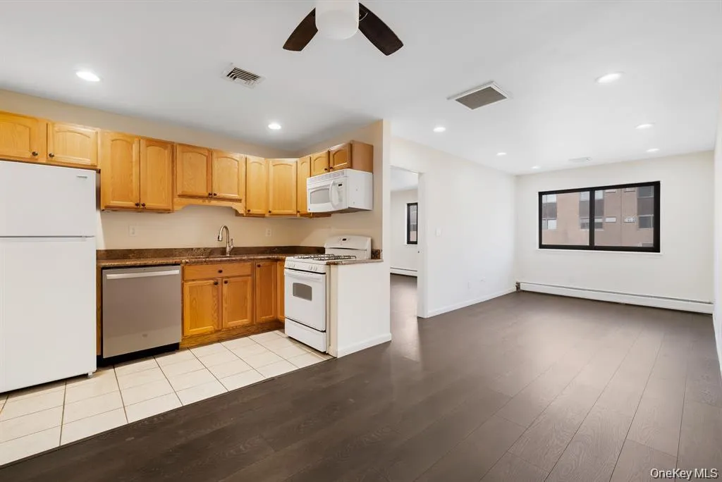 3 Charles Lane, Ramapo, NY, 1 Bedroom Bedrooms, 4 Room Rooms,1 BathroomBathrooms,Residential Lease,For Rent,Charles,0,1059998 3 Charles Lane, Ramapo, NY, 1 Bedroom Bedrooms, 4 Room Rooms,1 BathroomBathrooms,Residential Lease,For Rent,Charles,0,1059998