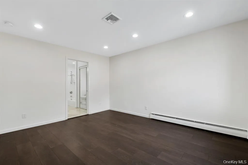 3 Charles Lane, Ramapo, NY, 1 Bedroom Bedrooms, 4 Room Rooms,1 BathroomBathrooms,Residential Lease,For Rent,Charles,0,1059998 3 Charles Lane, Ramapo, NY, 1 Bedroom Bedrooms, 4 Room Rooms,1 BathroomBathrooms,Residential Lease,For Rent,Charles,0,1059998