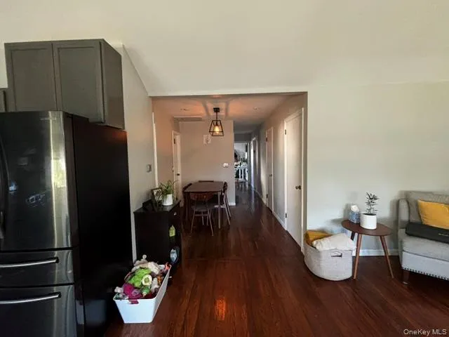 5 Barry Road, Babylon, NY, 3 Bedrooms Bedrooms, 6 Rooms Rooms,2 BathroomsBathrooms,Residential,For Rent,Barry,0,1060000 5 Barry Road, Babylon, NY, 3 Bedrooms Bedrooms, 6 Rooms Rooms,2 BathroomsBathrooms,Residential,For Rent,Barry,0,1060000