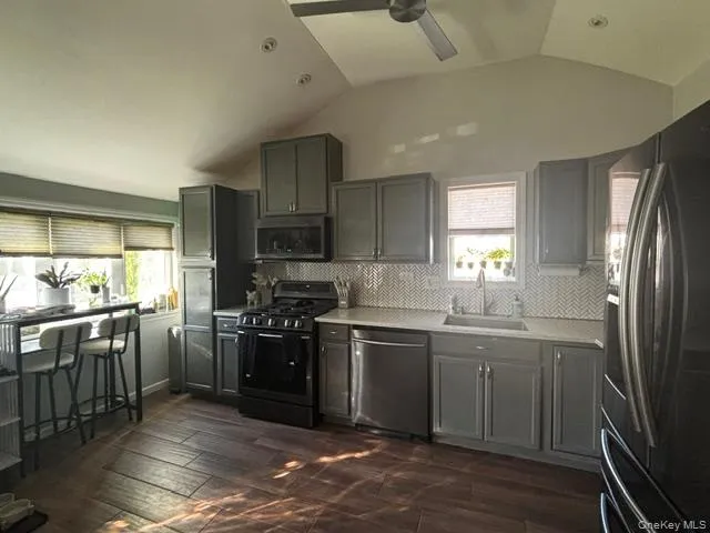 5 Barry Road, Babylon, NY, 3 Bedrooms Bedrooms, 6 Rooms Rooms,2 BathroomsBathrooms,Residential,For Rent,Barry,0,1060000 5 Barry Road, Babylon, NY, 3 Bedrooms Bedrooms, 6 Rooms Rooms,2 BathroomsBathrooms,Residential,For Rent,Barry,0,1060000