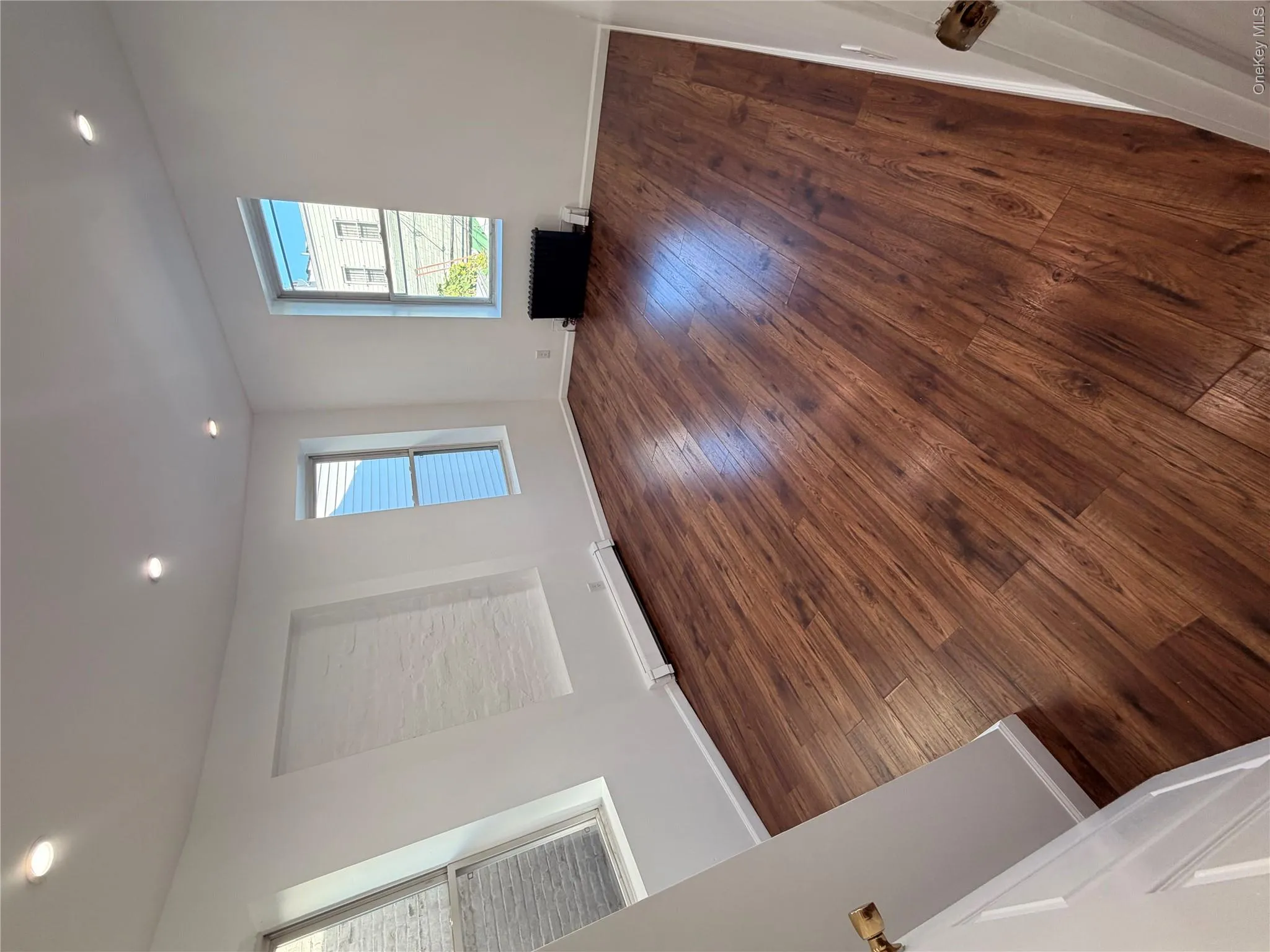1226 Saint Lawrence Avenue, New York, NY, 3 Bedroom Bedrooms, 5 Room Rooms,1 BathroomBathrooms,Residential Lease,For Rent,Saint Lawrence,0,1060011 1226 Saint Lawrence Avenue, New York, NY, 3 Bedroom Bedrooms, 5 Room Rooms,1 BathroomBathrooms,Residential Lease,For Rent,Saint Lawrence,0,1060011