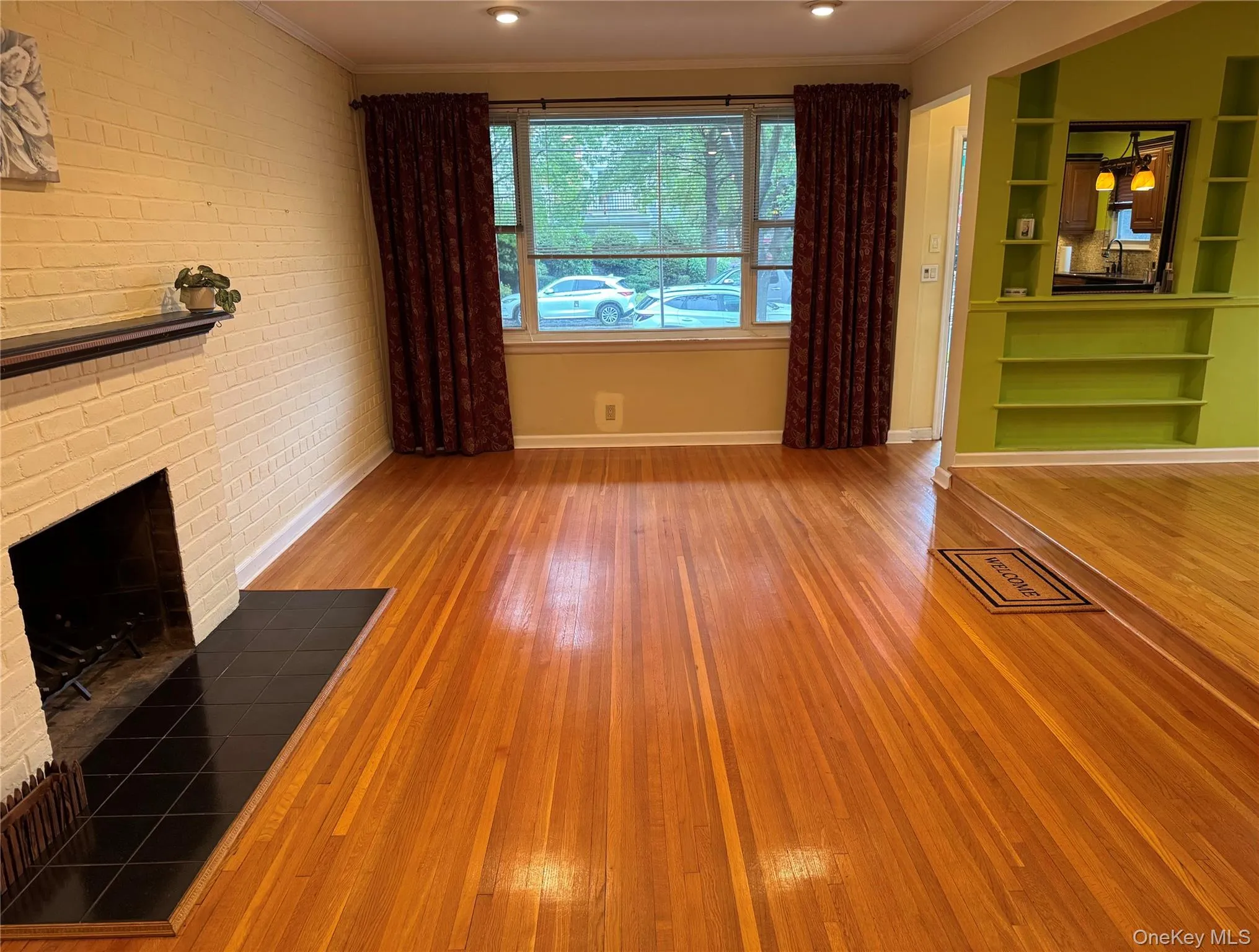 207-20 43rd Ave, New York, NY, 3 Bedrooms Bedrooms, 7 Rooms Rooms,1 BathroomBathrooms,Residential,For Rent,43rd Ave,0,1060013 207-20 43rd Ave, New York, NY, 3 Bedrooms Bedrooms, 7 Rooms Rooms,1 BathroomBathrooms,Residential,For Rent,43rd Ave,0,1060013