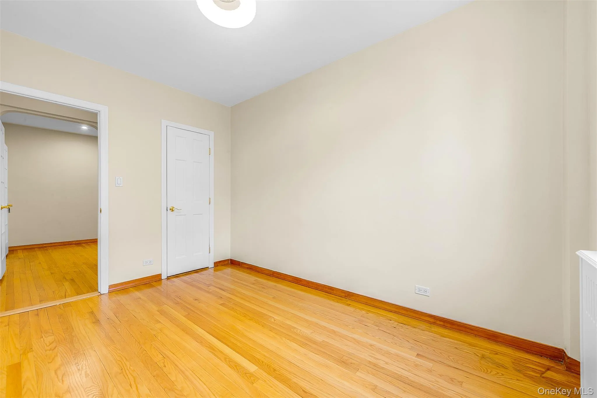 67-35 Yellowstone Boulevard, New York, NY, 2 Bedroom Bedrooms, 6 Room Rooms,1 BathroomBathrooms,Residential Lease,For Rent,Yellowstone,0,1060017 67-35 Yellowstone Boulevard, New York, NY, 2 Bedroom Bedrooms, 6 Room Rooms,1 BathroomBathrooms,Residential Lease,For Rent,Yellowstone,0,1060017