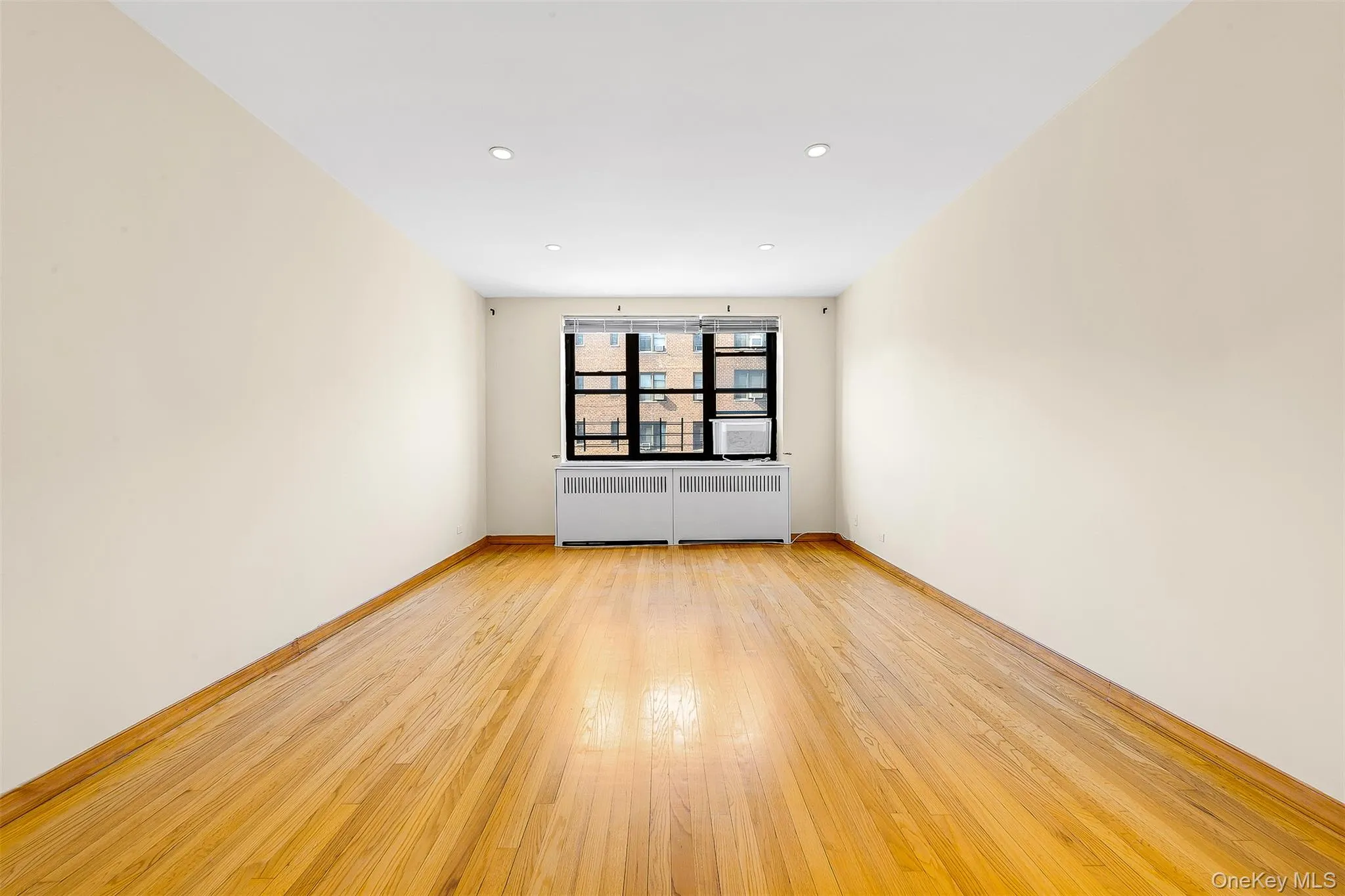 67-35 Yellowstone Boulevard, New York, NY, 2 Bedroom Bedrooms, 6 Room Rooms,1 BathroomBathrooms,Residential Lease,For Rent,Yellowstone,0,1060017 67-35 Yellowstone Boulevard, New York, NY, 2 Bedroom Bedrooms, 6 Room Rooms,1 BathroomBathrooms,Residential Lease,For Rent,Yellowstone,0,1060017