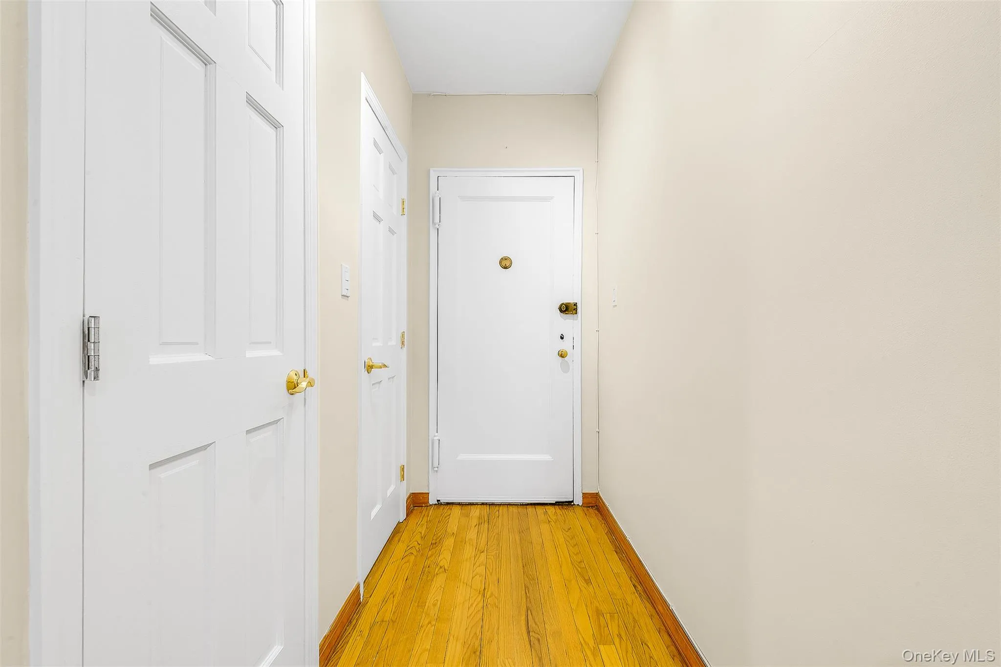 67-35 Yellowstone Boulevard, New York, NY, 2 Bedroom Bedrooms, 6 Room Rooms,1 BathroomBathrooms,Residential Lease,For Rent,Yellowstone,0,1060017 67-35 Yellowstone Boulevard, New York, NY, 2 Bedroom Bedrooms, 6 Room Rooms,1 BathroomBathrooms,Residential Lease,For Rent,Yellowstone,0,1060017