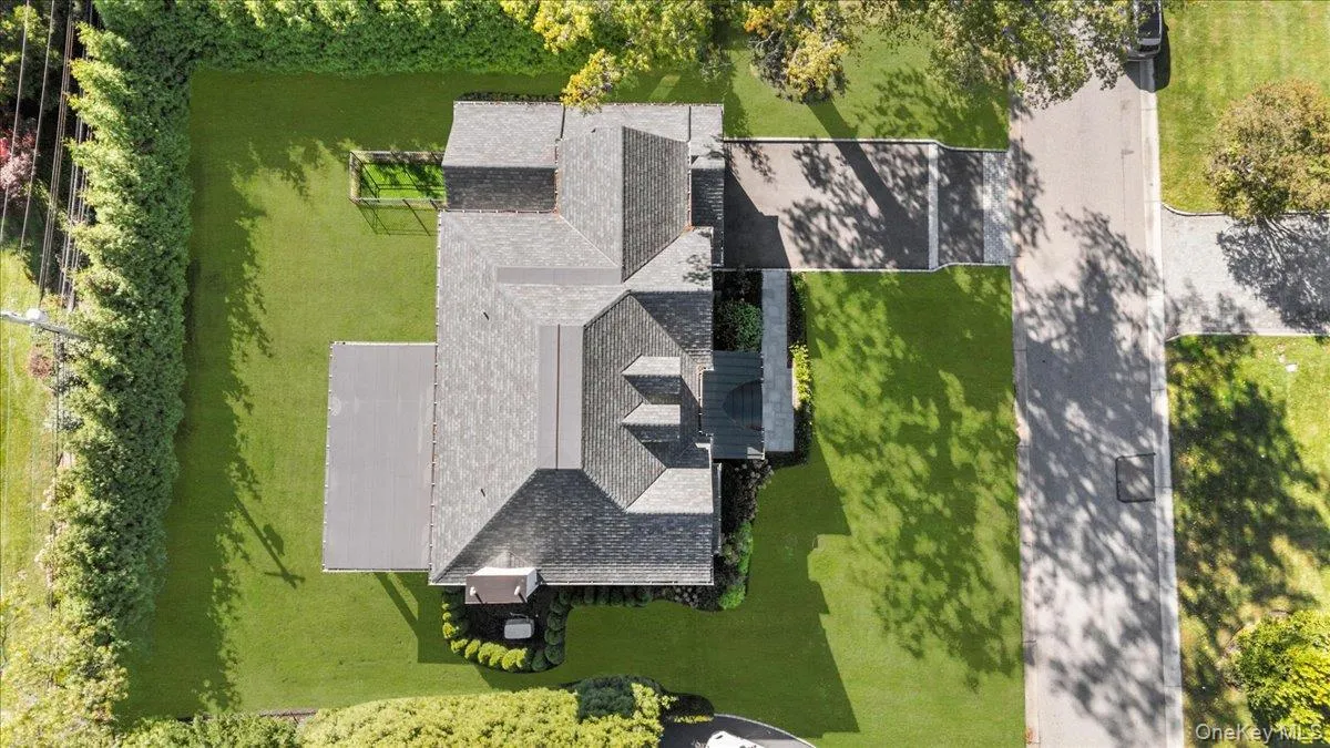 264 Northwoods Road, North Hempstead, NY, 5 Bedrooms Bedrooms, 10 Rooms Rooms,5 BathroomsBathrooms,Residential,For Rent,Northwoods,0,1060020 264 Northwoods Road, North Hempstead, NY, 5 Bedrooms Bedrooms, 10 Rooms Rooms,5 BathroomsBathrooms,Residential,For Rent,Northwoods,0,1060020