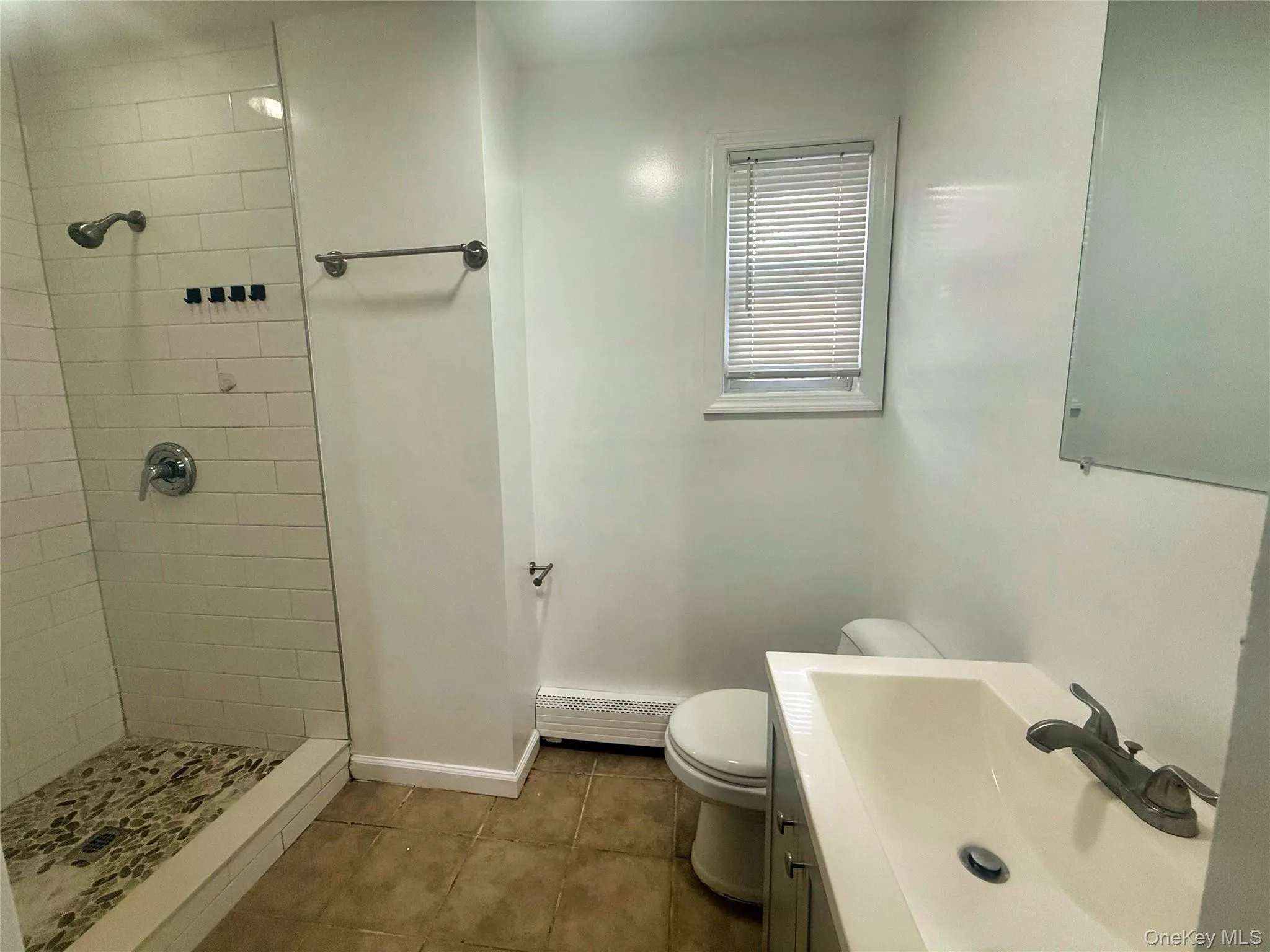 109 15, Babylon, NY, 1 Bedroom Bedrooms, 4 Room Rooms,Residential Lease,For Rent,15,0,1060021 109 15, Babylon, NY, 1 Bedroom Bedrooms, 4 Room Rooms,Residential Lease,For Rent,15,0,1060021