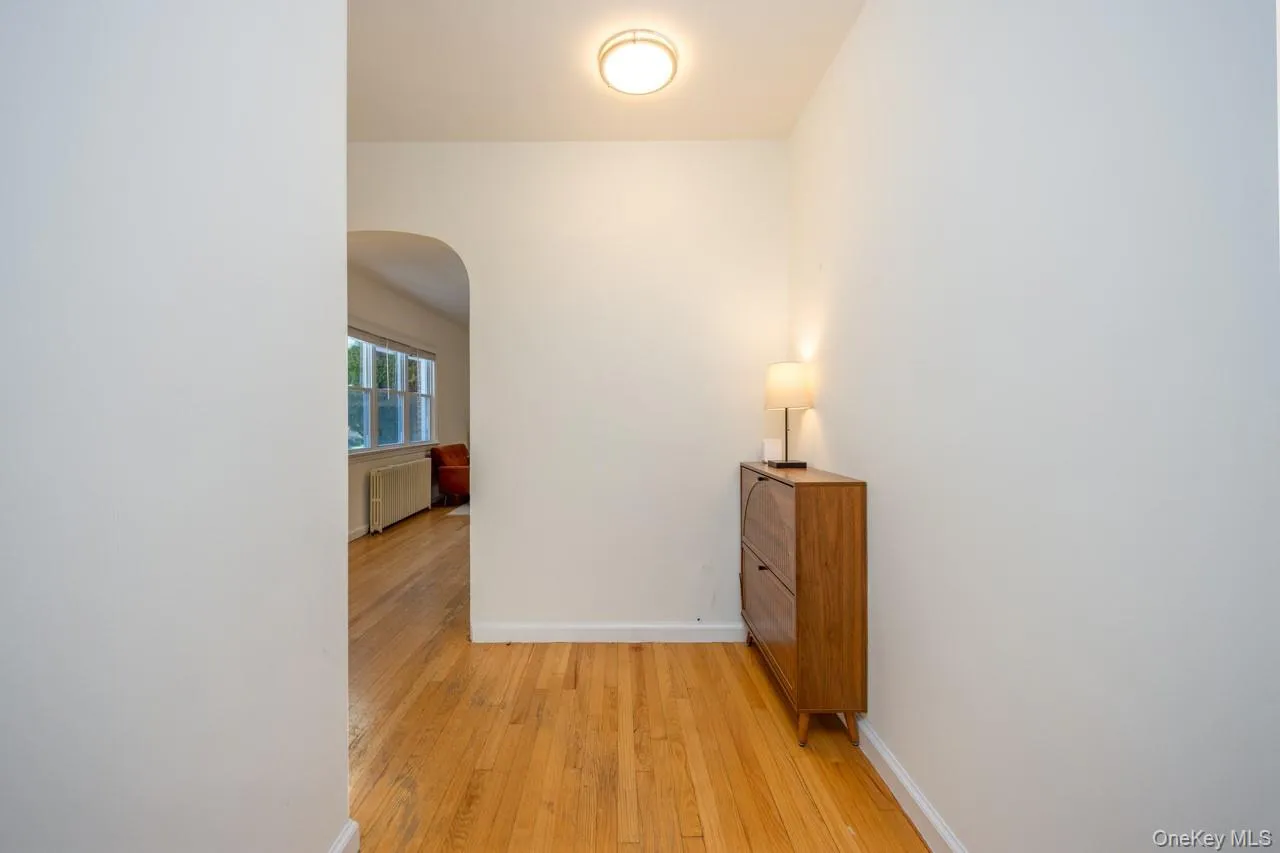 8 Deforest Avenue, Clarkstown, NY, 3 Bedrooms Bedrooms, 6 Rooms Rooms,2 BathroomsBathrooms,Residential,For Rent,Deforest,0,1060022 8 Deforest Avenue, Clarkstown, NY, 3 Bedrooms Bedrooms, 6 Rooms Rooms,2 BathroomsBathrooms,Residential,For Rent,Deforest,0,1060022