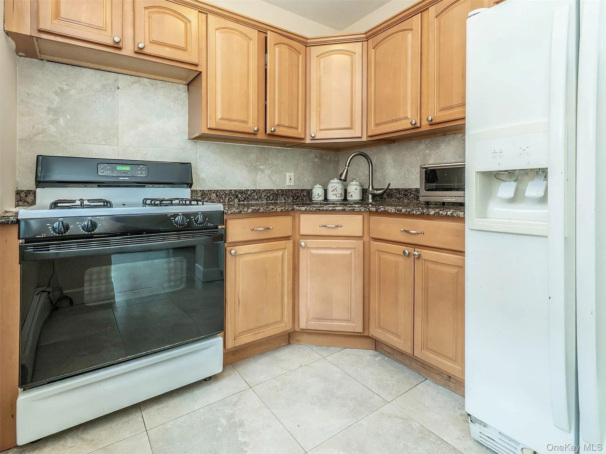75 Frost Pond Road, Glen Cove, NY, 2 Bedroom Bedrooms, 6 Room Rooms,1 BathroomBathrooms,Residential Lease,For Rent,Frost Pond,0,1060026 75 Frost Pond Road, Glen Cove, NY, 2 Bedroom Bedrooms, 6 Room Rooms,1 BathroomBathrooms,Residential Lease,For Rent,Frost Pond,0,1060026
