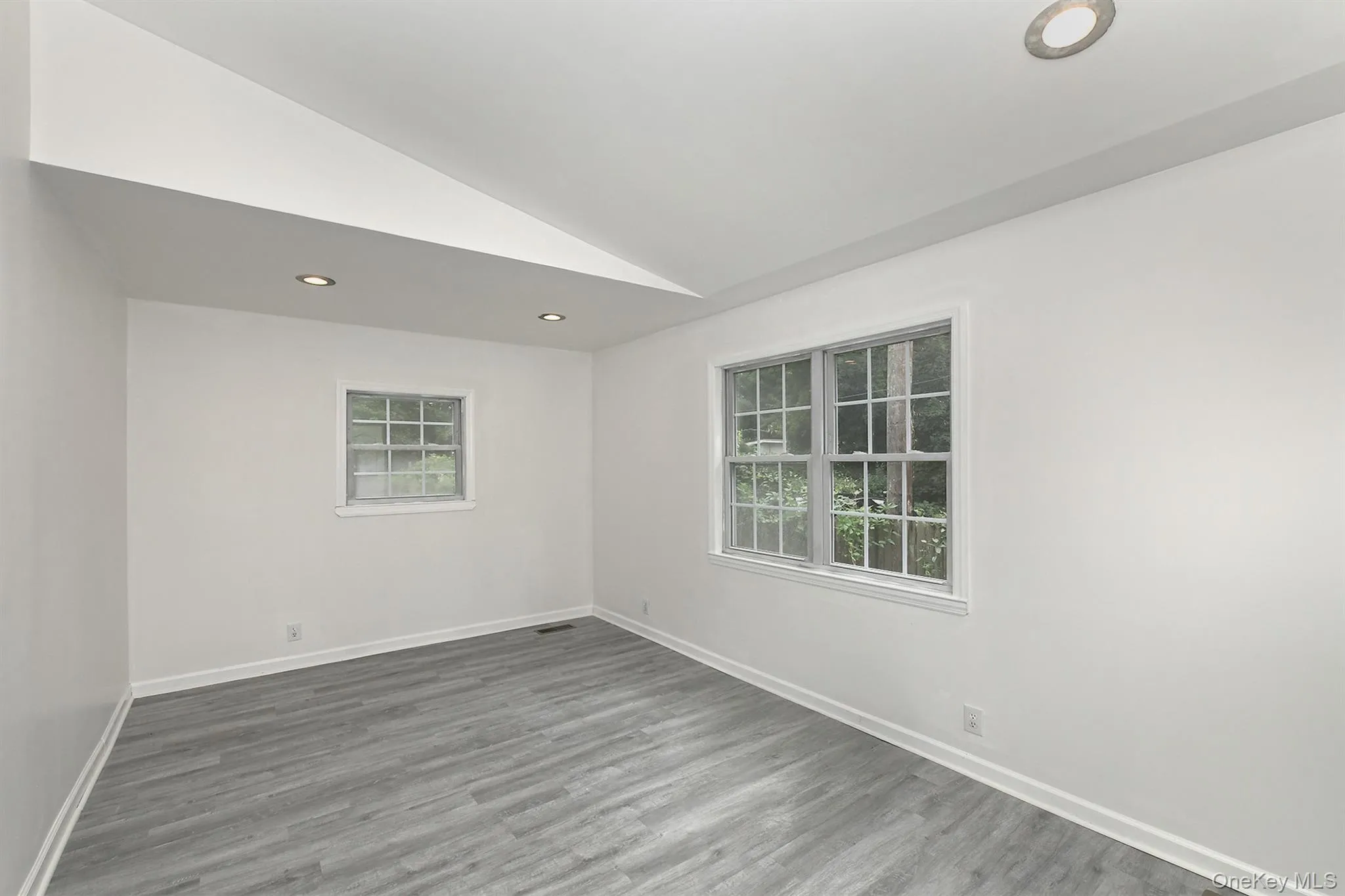 167 Rider Avenue, Brookhaven, NY, 4 Bedrooms Bedrooms, 8 Rooms Rooms,2 BathroomsBathrooms,Residential,For Rent,Rider,0,1060027 167 Rider Avenue, Brookhaven, NY, 4 Bedrooms Bedrooms, 8 Rooms Rooms,2 BathroomsBathrooms,Residential,For Rent,Rider,0,1060027