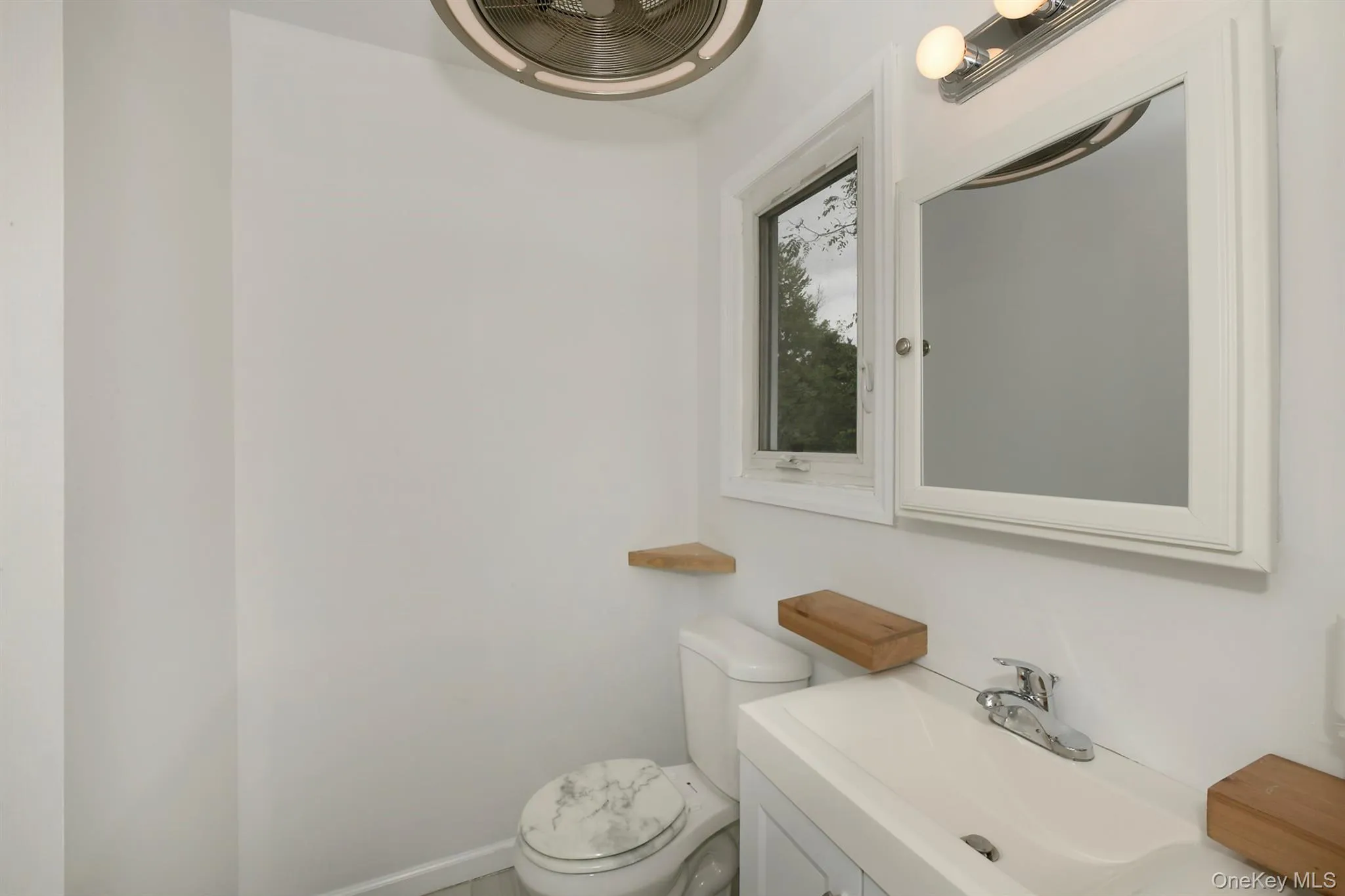 167 Rider Avenue, Brookhaven, NY, 4 Bedrooms Bedrooms, 8 Rooms Rooms,2 BathroomsBathrooms,Residential,For Rent,Rider,0,1060027 167 Rider Avenue, Brookhaven, NY, 4 Bedrooms Bedrooms, 8 Rooms Rooms,2 BathroomsBathrooms,Residential,For Rent,Rider,0,1060027