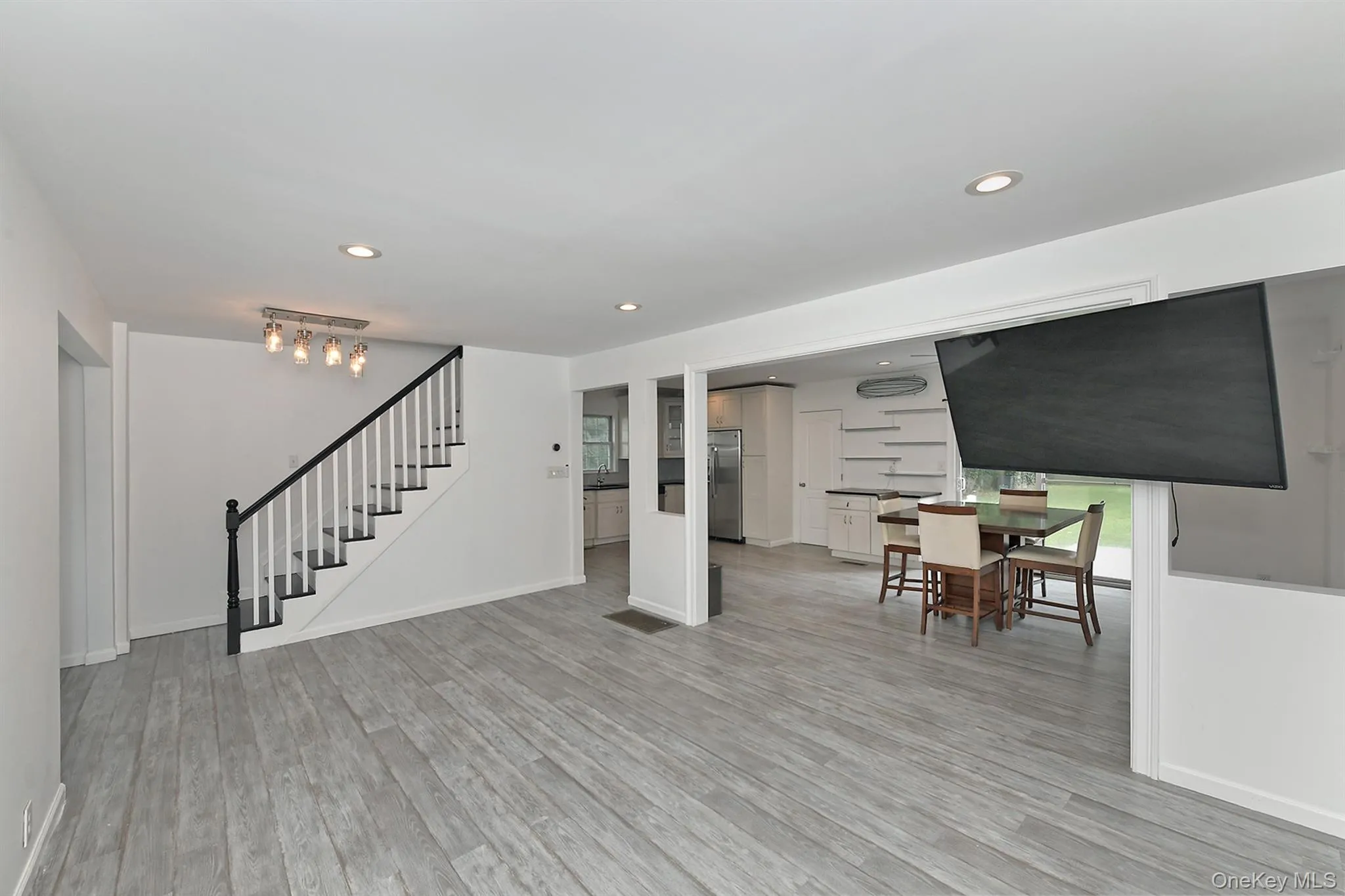 167 Rider Avenue, Brookhaven, NY, 4 Bedrooms Bedrooms, 8 Rooms Rooms,2 BathroomsBathrooms,Residential,For Rent,Rider,0,1060027 167 Rider Avenue, Brookhaven, NY, 4 Bedrooms Bedrooms, 8 Rooms Rooms,2 BathroomsBathrooms,Residential,For Rent,Rider,0,1060027