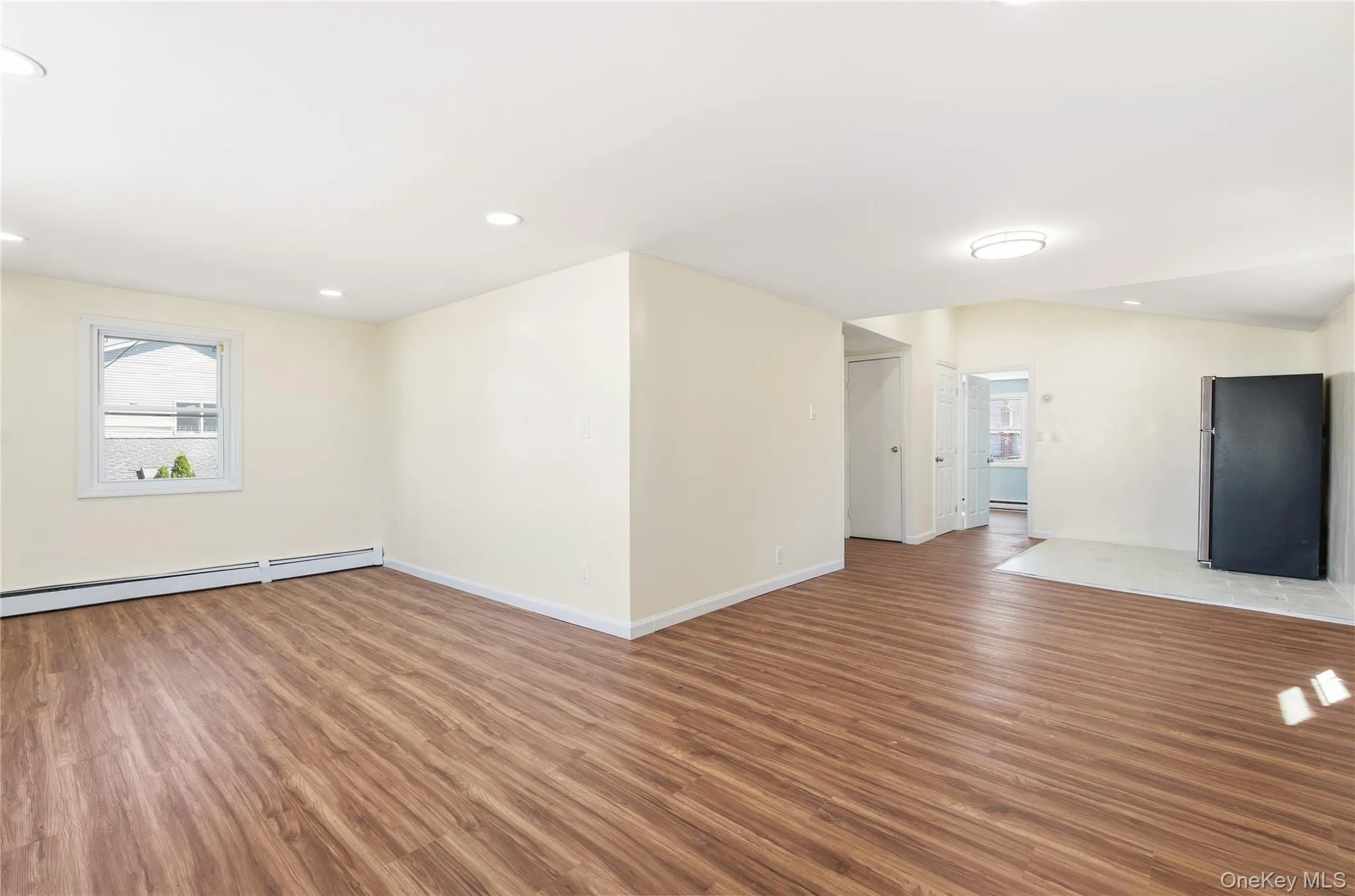 Upper-level living space to be used to your liking Upper-level living space to be used to your liking