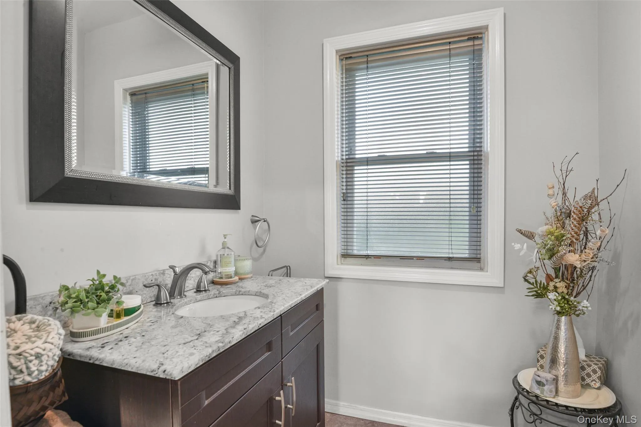 20 Alida Street, Yonkers, NY, 3 Bedrooms Bedrooms, 7 Rooms Rooms,1 BathroomBathrooms,Residential,For Rent,Alida,0,1060043 20 Alida Street, Yonkers, NY, 3 Bedrooms Bedrooms, 7 Rooms Rooms,1 BathroomBathrooms,Residential,For Rent,Alida,0,1060043