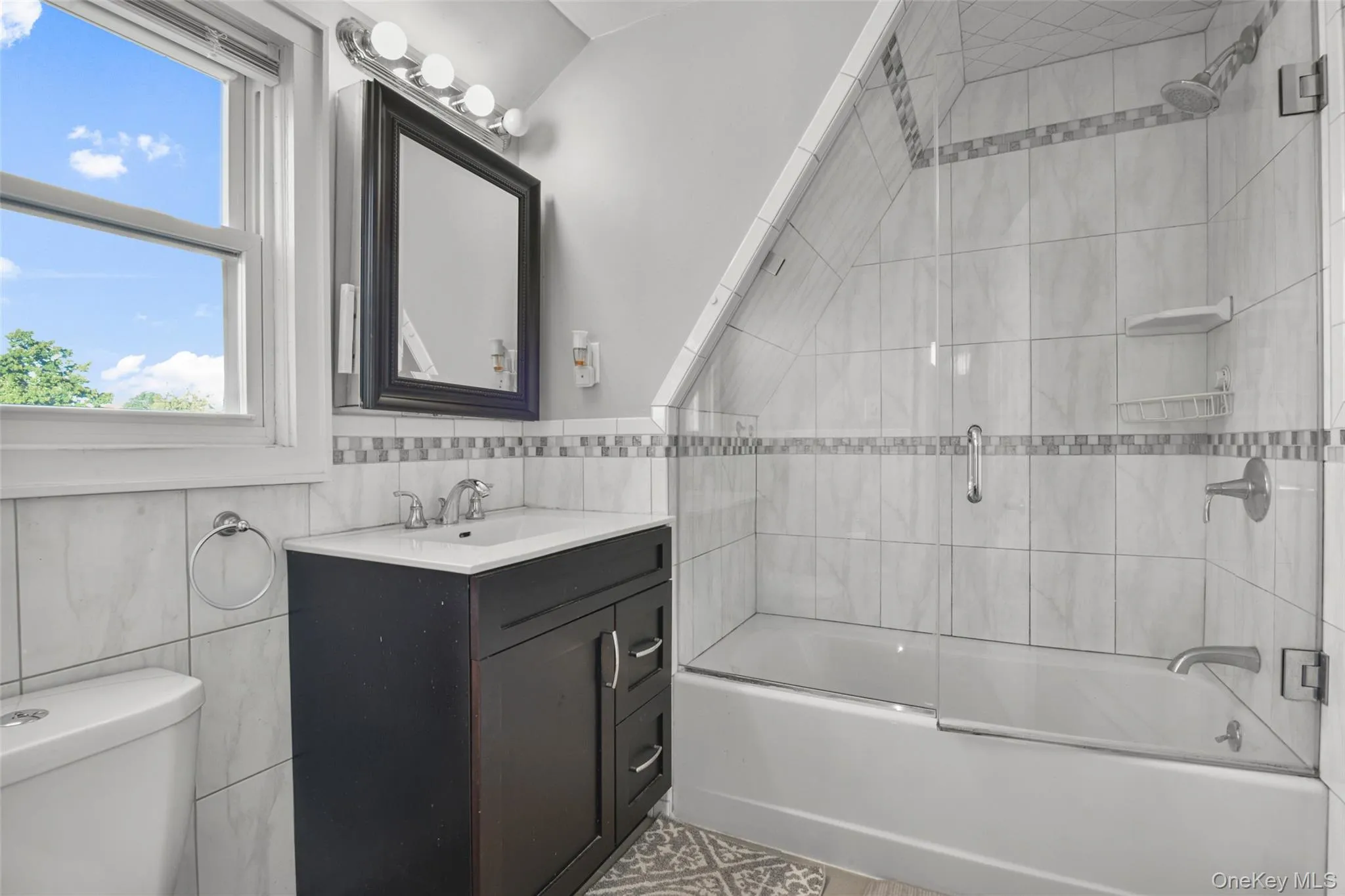 20 Alida Street, Yonkers, NY, 3 Bedrooms Bedrooms, 7 Rooms Rooms,1 BathroomBathrooms,Residential,For Rent,Alida,0,1060043 20 Alida Street, Yonkers, NY, 3 Bedrooms Bedrooms, 7 Rooms Rooms,1 BathroomBathrooms,Residential,For Rent,Alida,0,1060043