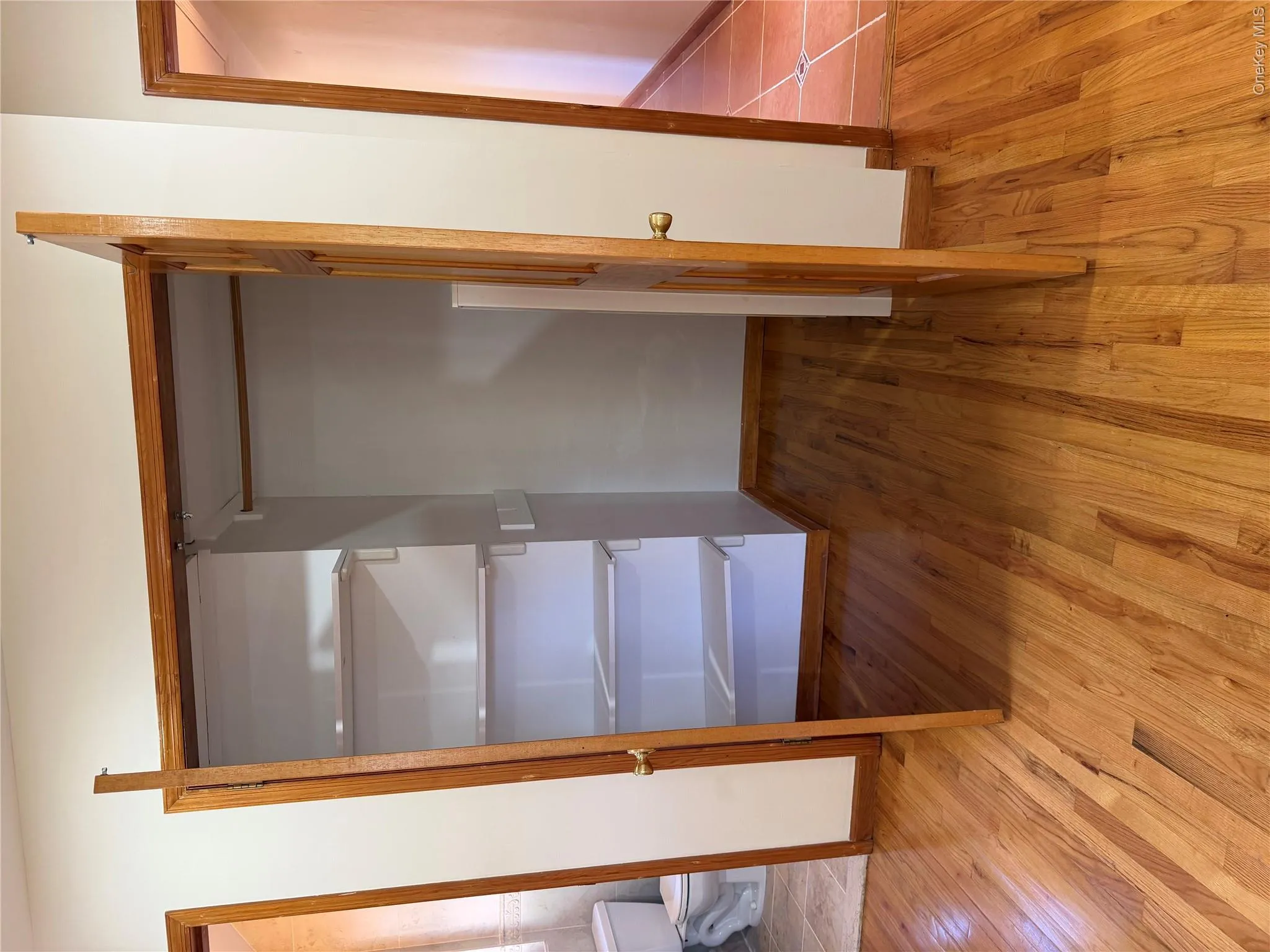 245-47 60th Little Neck Avenue, New York, NY, 3 Bedroom Bedrooms, 8 Room Rooms,2 BathroomBathrooms,Residential Lease,For Rent,Little Neck,0,1060046 245-47 60th Little Neck Avenue, New York, NY, 3 Bedroom Bedrooms, 8 Room Rooms,2 BathroomBathrooms,Residential Lease,For Rent,Little Neck,0,1060046