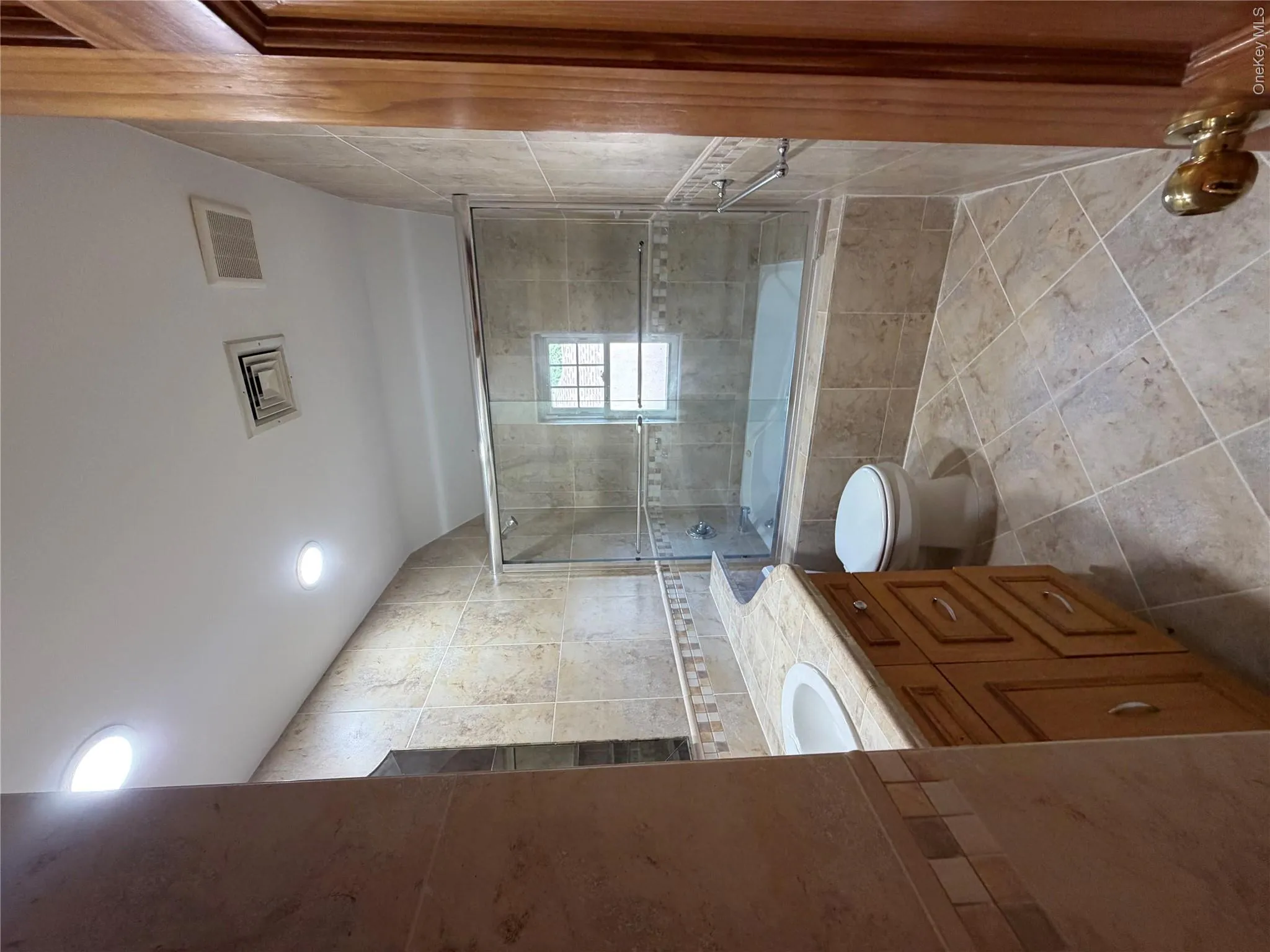 245-47 60th Little Neck Avenue, New York, NY, 3 Bedroom Bedrooms, 8 Room Rooms,2 BathroomBathrooms,Residential Lease,For Rent,Little Neck,0,1060046 245-47 60th Little Neck Avenue, New York, NY, 3 Bedroom Bedrooms, 8 Room Rooms,2 BathroomBathrooms,Residential Lease,For Rent,Little Neck,0,1060046