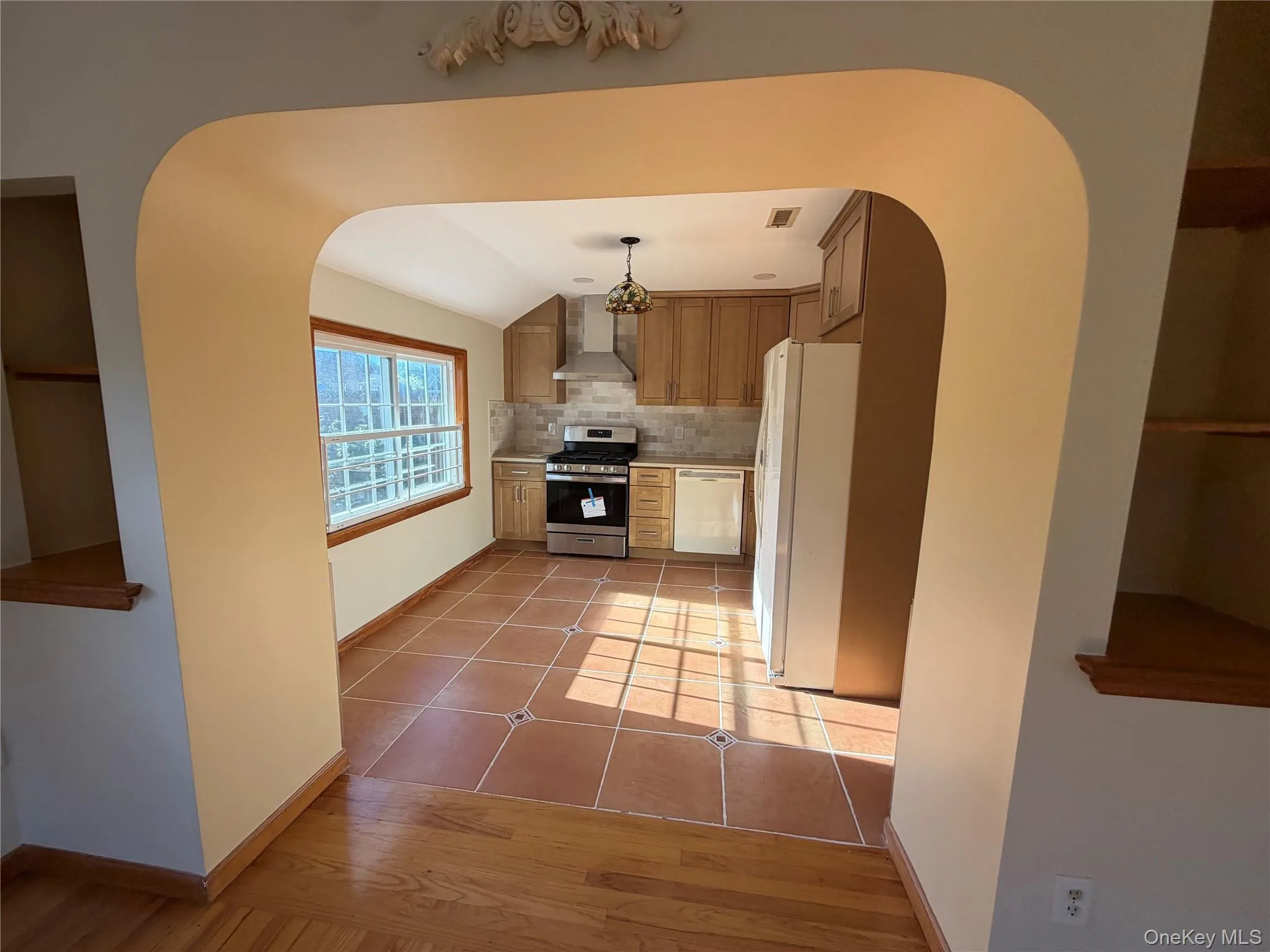 245-47 60th Little Neck Avenue, New York, NY, 3 Bedroom Bedrooms, 8 Room Rooms,2 BathroomBathrooms,Residential Lease,For Rent,Little Neck,0,1060046 245-47 60th Little Neck Avenue, New York, NY, 3 Bedroom Bedrooms, 8 Room Rooms,2 BathroomBathrooms,Residential Lease,For Rent,Little Neck,0,1060046