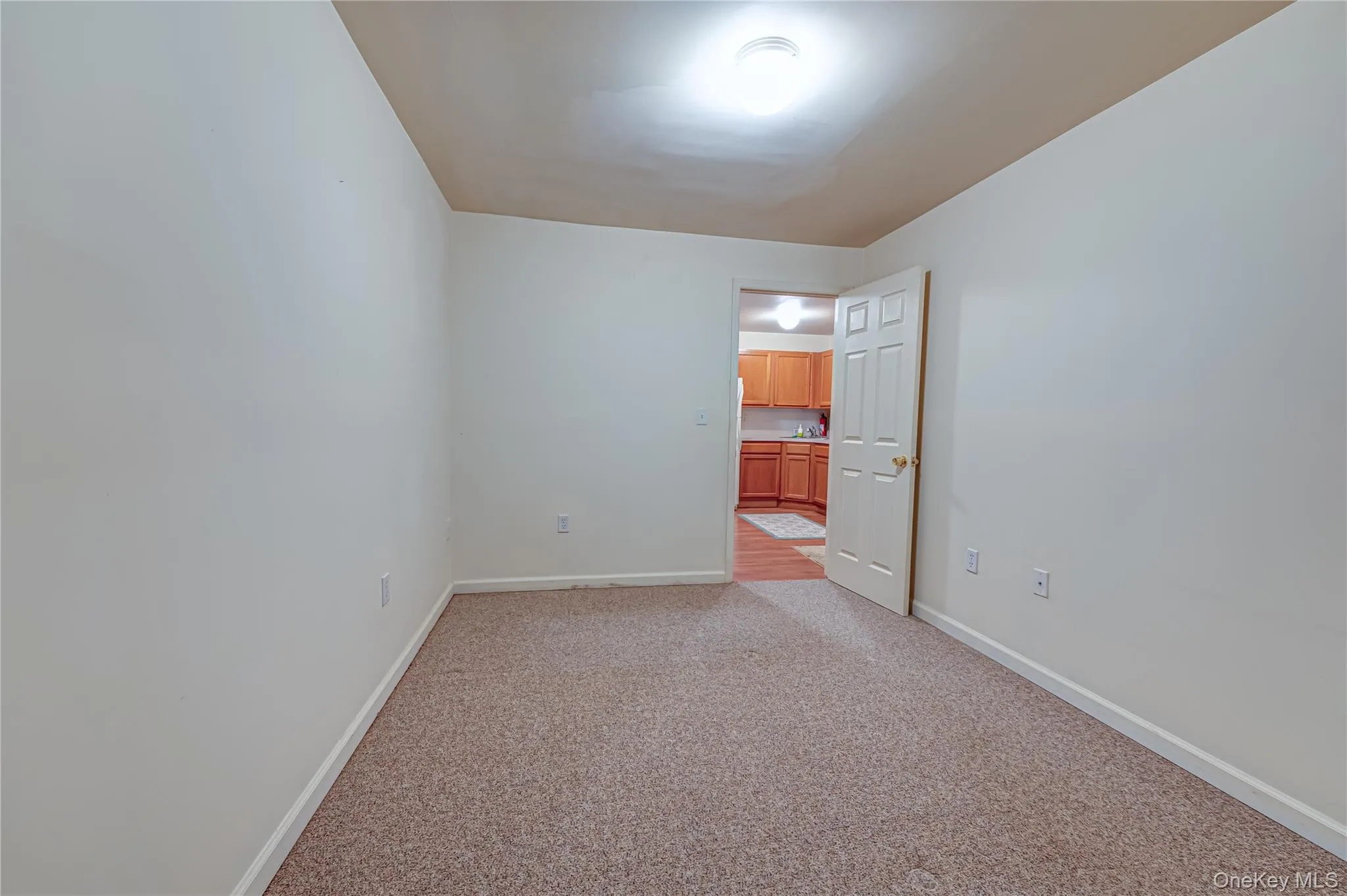 53 Summerfield Lane, Riverhead, NY, 2 Bedrooms Bedrooms, 5 Rooms Rooms,2 BathroomsBathrooms,Residential,For Rent,Summerfield,0,1060055 53 Summerfield Lane, Riverhead, NY, 2 Bedrooms Bedrooms, 5 Rooms Rooms,2 BathroomsBathrooms,Residential,For Rent,Summerfield,0,1060055