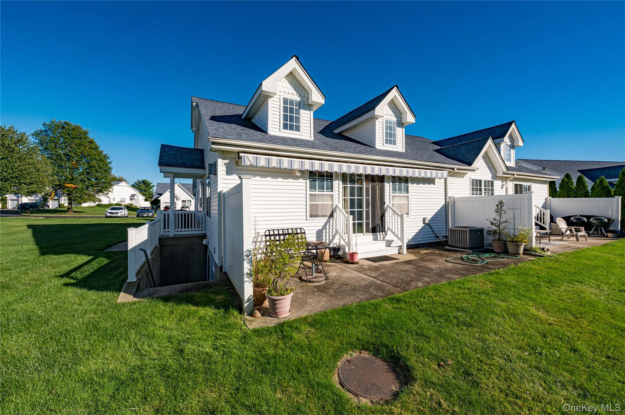 53 Summerfield Lane, Riverhead, NY, 2 Bedrooms Bedrooms, 5 Rooms Rooms,2 BathroomsBathrooms,Residential,For Rent,Summerfield,0,1060055 53 Summerfield Lane, Riverhead, NY, 2 Bedrooms Bedrooms, 5 Rooms Rooms,2 BathroomsBathrooms,Residential,For Rent,Summerfield,0,1060055