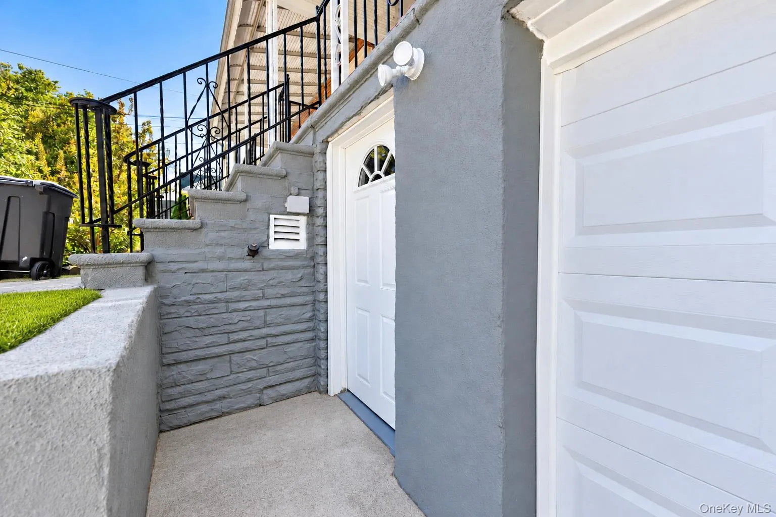 2427 Morgan Avenue, New York, NY, 3 Bedrooms Bedrooms, 9 Rooms Rooms,2 BathroomsBathrooms,Residential,For Rent,Morgan,0,1060061 2427 Morgan Avenue, New York, NY, 3 Bedrooms Bedrooms, 9 Rooms Rooms,2 BathroomsBathrooms,Residential,For Rent,Morgan,0,1060061