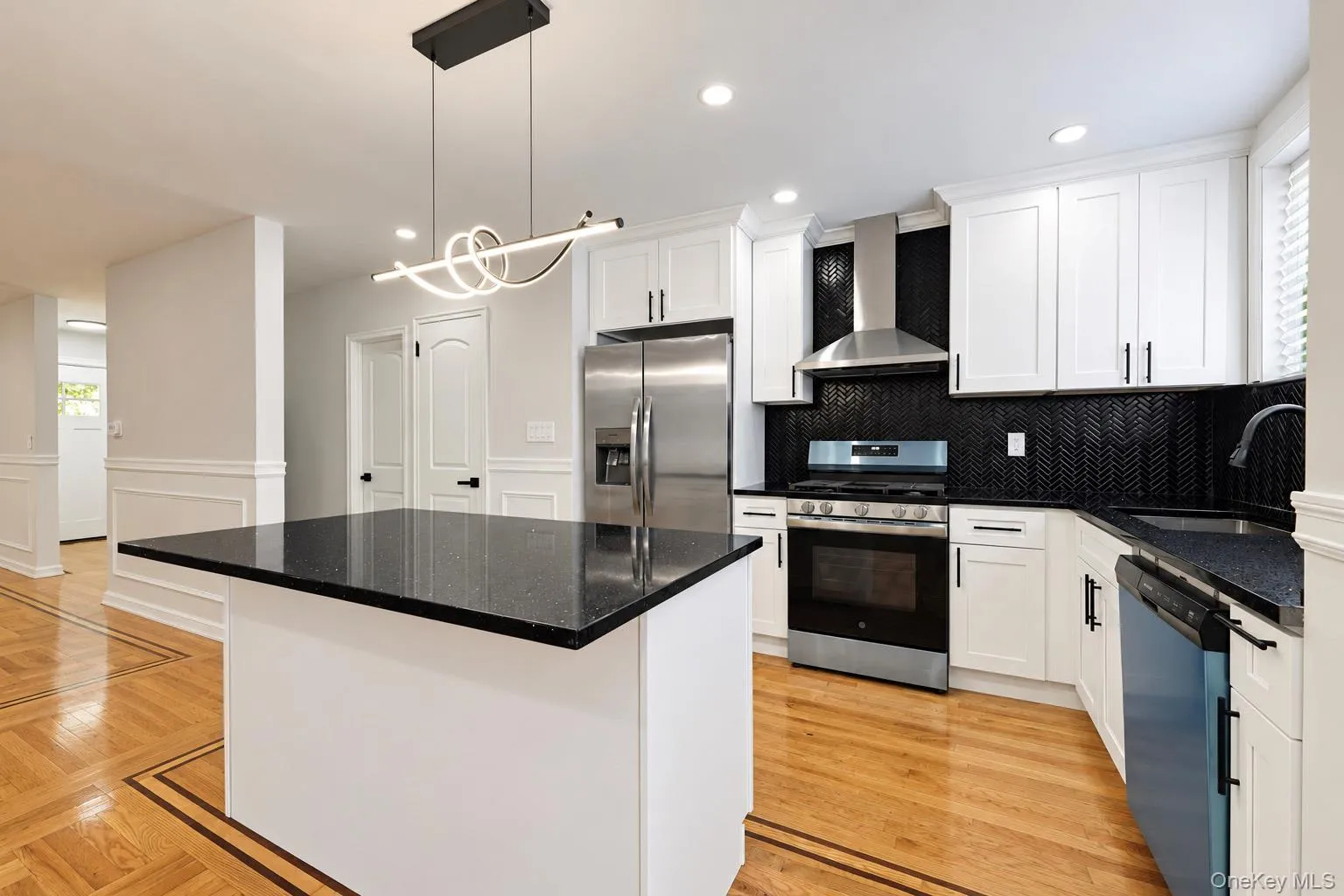 2427 Morgan Avenue, New York, NY, 3 Bedrooms Bedrooms, 9 Rooms Rooms,2 BathroomsBathrooms,Residential,For Rent,Morgan,0,1060061 2427 Morgan Avenue, New York, NY, 3 Bedrooms Bedrooms, 9 Rooms Rooms,2 BathroomsBathrooms,Residential,For Rent,Morgan,0,1060061