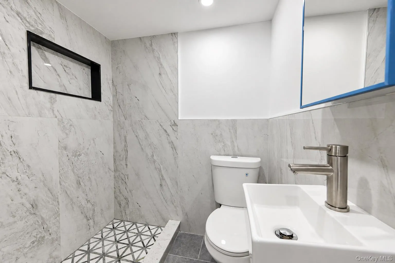 2427 Morgan Avenue, New York, NY, 3 Bedrooms Bedrooms, 9 Rooms Rooms,2 BathroomsBathrooms,Residential,For Rent,Morgan,0,1060061 2427 Morgan Avenue, New York, NY, 3 Bedrooms Bedrooms, 9 Rooms Rooms,2 BathroomsBathrooms,Residential,For Rent,Morgan,0,1060061