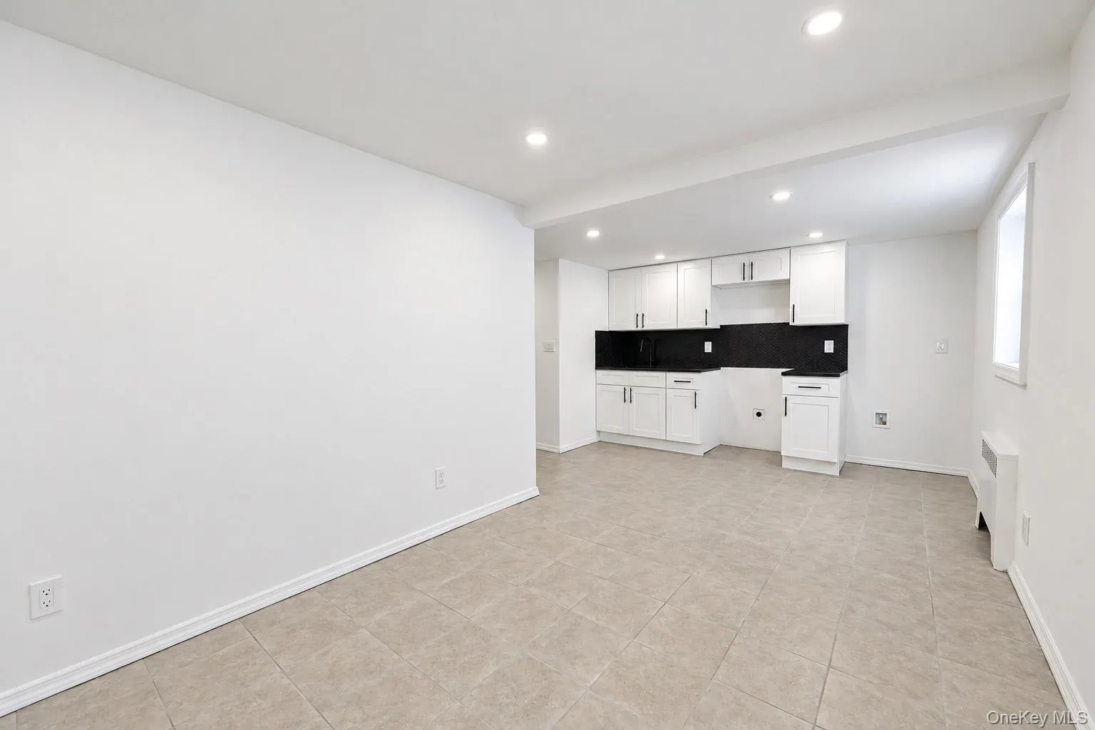 2427 Morgan Avenue, New York, NY, 3 Bedrooms Bedrooms, 9 Rooms Rooms,2 BathroomsBathrooms,Residential,For Rent,Morgan,0,1060061 2427 Morgan Avenue, New York, NY, 3 Bedrooms Bedrooms, 9 Rooms Rooms,2 BathroomsBathrooms,Residential,For Rent,Morgan,0,1060061