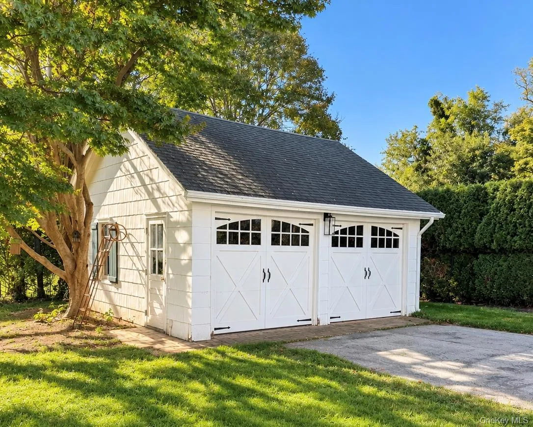 2 Car Garage 2 Car Garage
