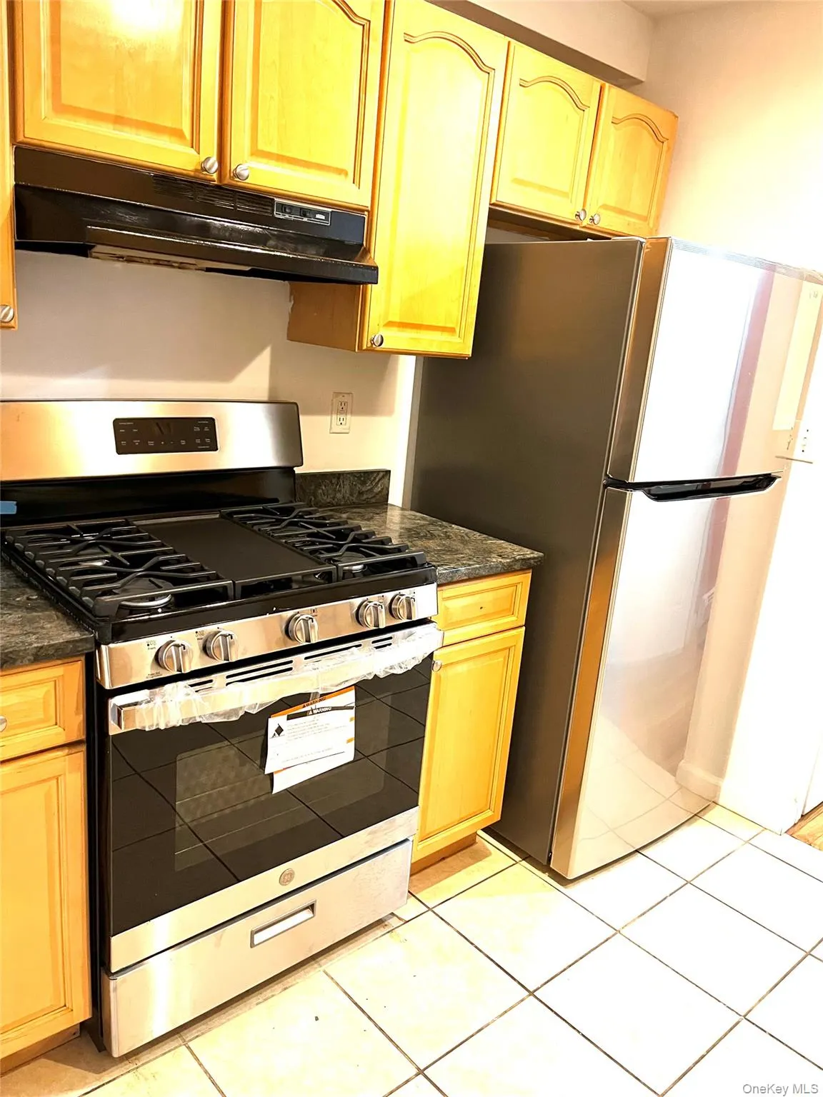 82-81 88th pl, New York, NY, 2 Bedroom Bedrooms, 5 Room Rooms,1 BathroomBathrooms,Residential Lease,For Rent,88th pl,0,1060065 82-81 88th pl, New York, NY, 2 Bedroom Bedrooms, 5 Room Rooms,1 BathroomBathrooms,Residential Lease,For Rent,88th pl,0,1060065
