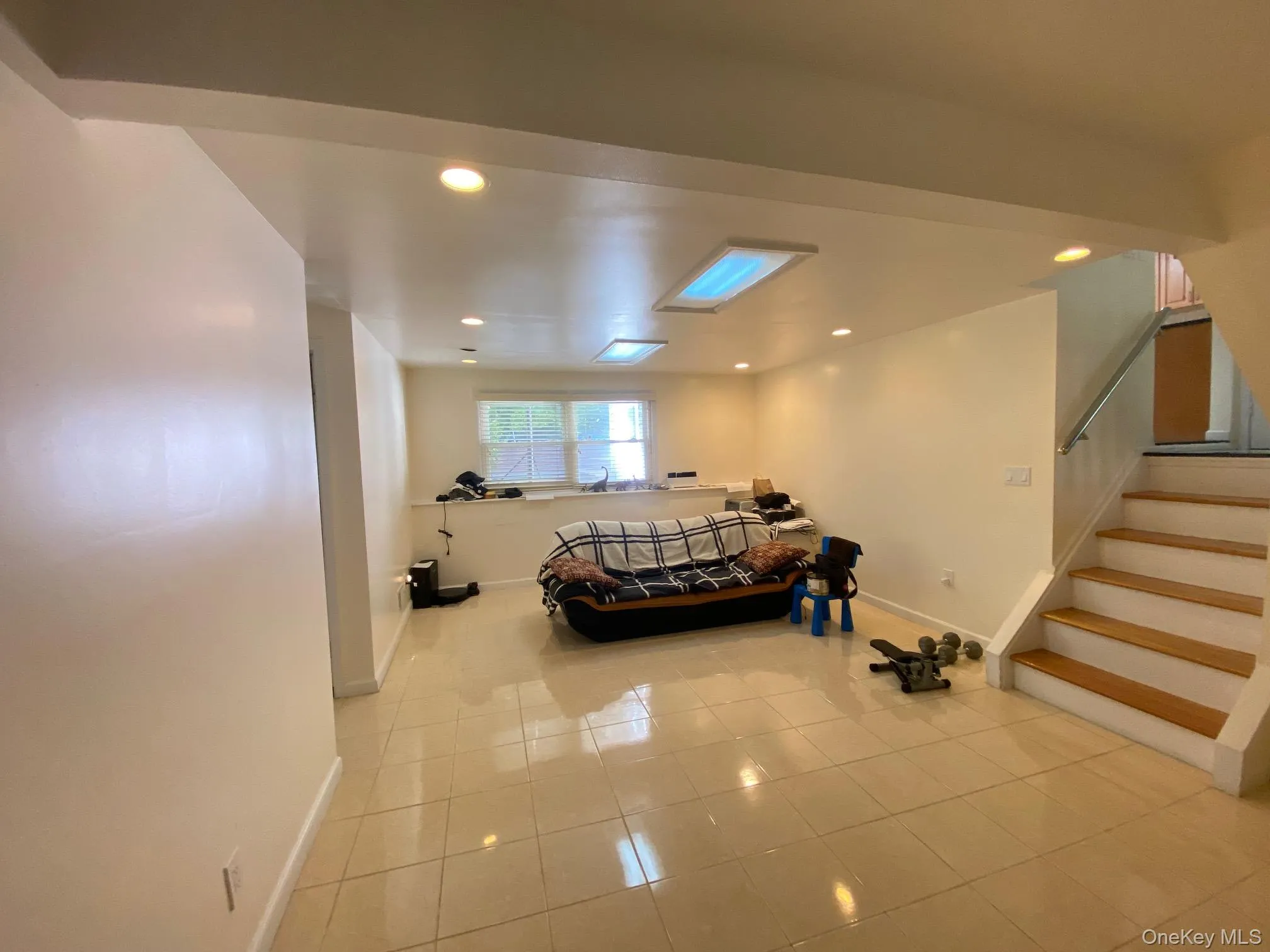 12 Russell Woods Road, North Hempstead, NY, 4 Bedrooms Bedrooms, 12 Rooms Rooms,3 BathroomsBathrooms,Residential,For Rent,Russell Woods,0,1060069 12 Russell Woods Road, North Hempstead, NY, 4 Bedrooms Bedrooms, 12 Rooms Rooms,3 BathroomsBathrooms,Residential,For Rent,Russell Woods,0,1060069