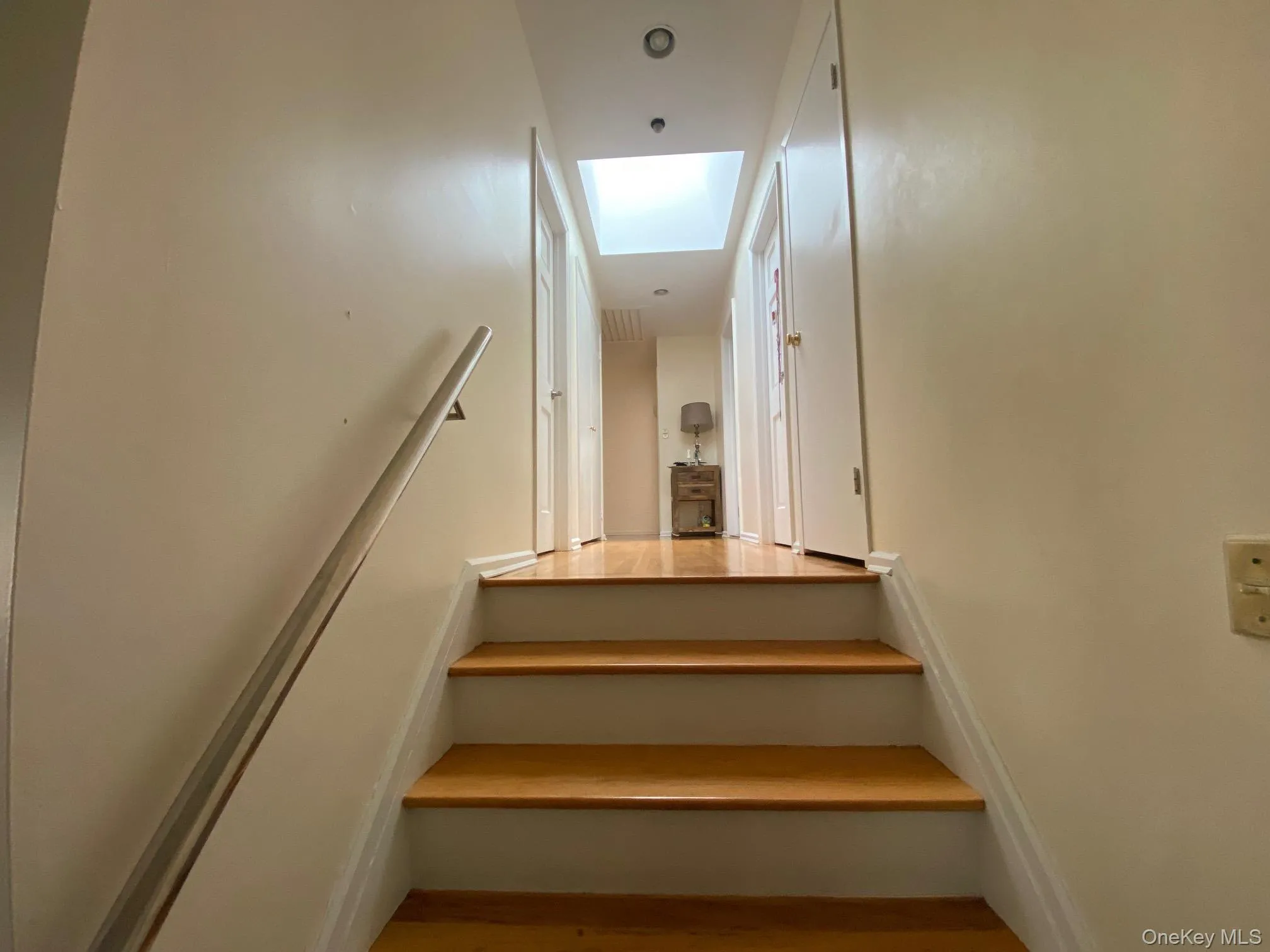 12 Russell Woods Road, North Hempstead, NY, 4 Bedrooms Bedrooms, 12 Rooms Rooms,3 BathroomsBathrooms,Residential,For Rent,Russell Woods,0,1060069 12 Russell Woods Road, North Hempstead, NY, 4 Bedrooms Bedrooms, 12 Rooms Rooms,3 BathroomsBathrooms,Residential,For Rent,Russell Woods,0,1060069