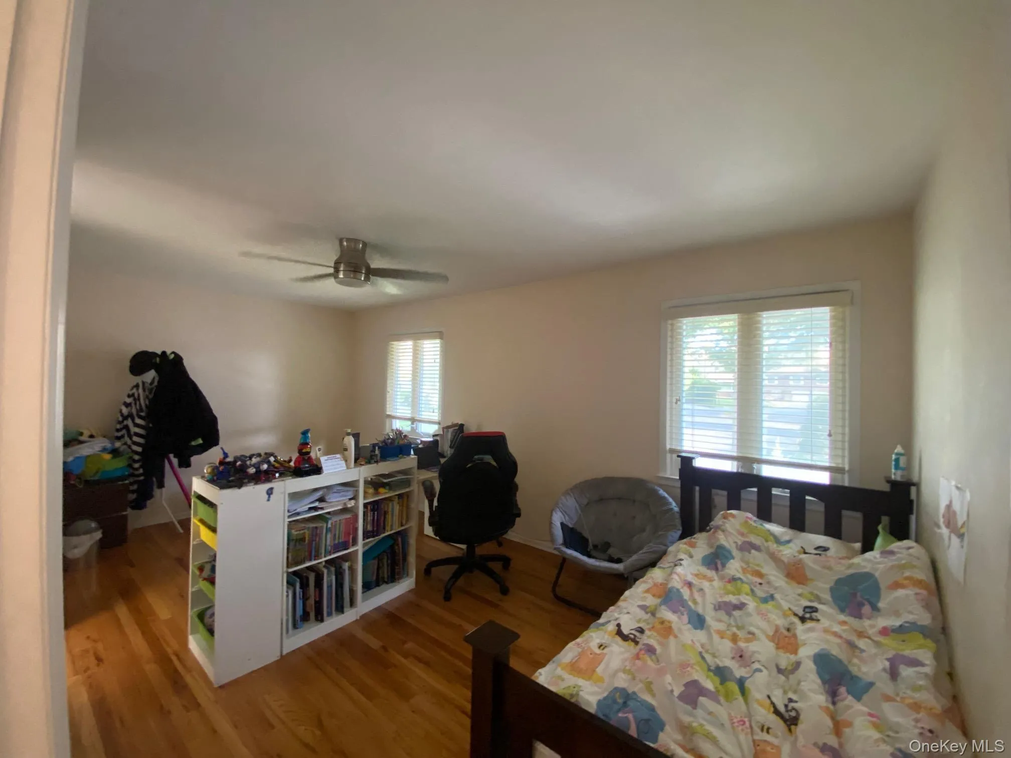 12 Russell Woods Road, North Hempstead, NY, 4 Bedrooms Bedrooms, 12 Rooms Rooms,3 BathroomsBathrooms,Residential,For Rent,Russell Woods,0,1060069 12 Russell Woods Road, North Hempstead, NY, 4 Bedrooms Bedrooms, 12 Rooms Rooms,3 BathroomsBathrooms,Residential,For Rent,Russell Woods,0,1060069