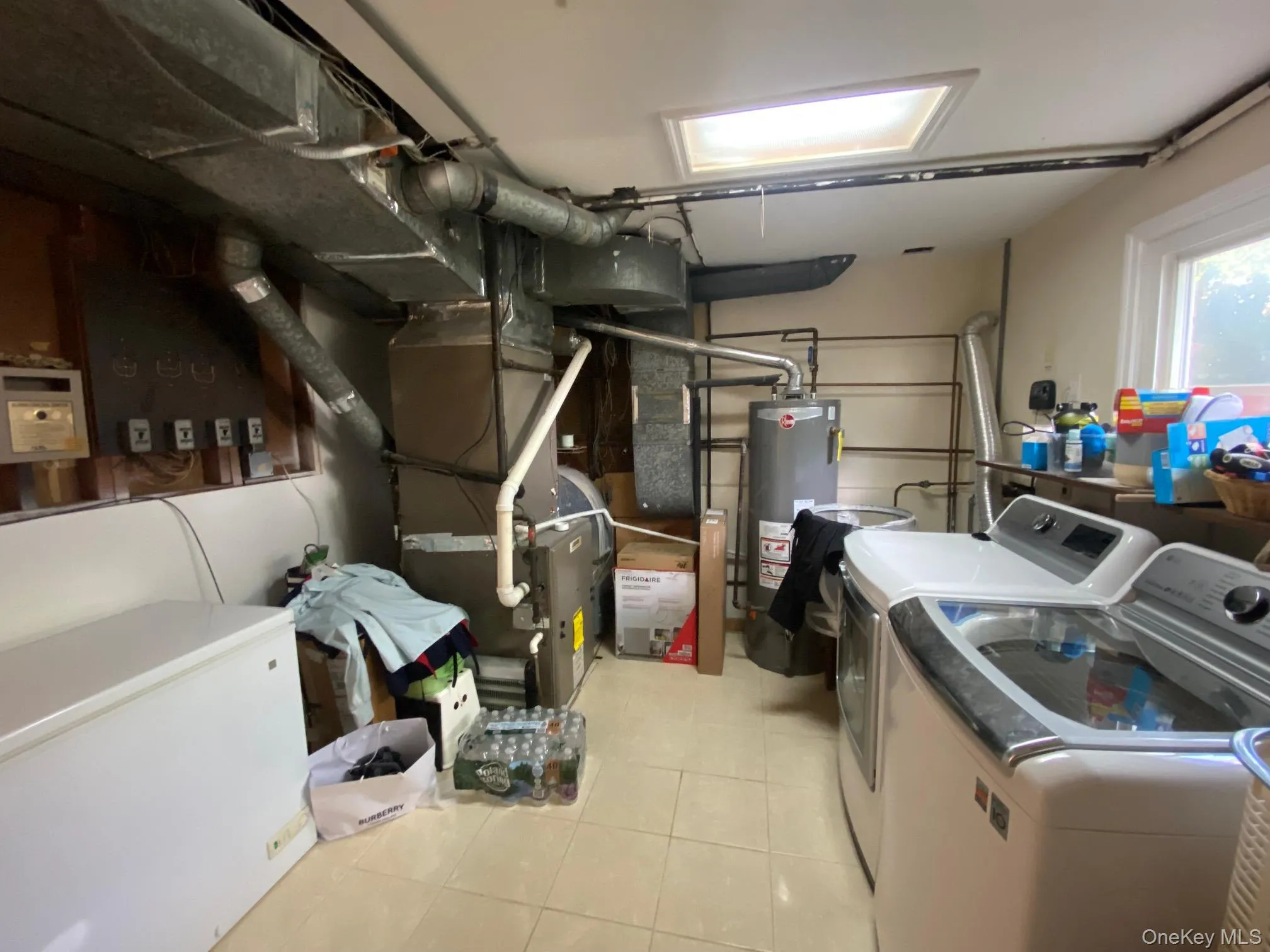 12 Russell Woods Road, North Hempstead, NY, 4 Bedrooms Bedrooms, 12 Rooms Rooms,3 BathroomsBathrooms,Residential,For Rent,Russell Woods,0,1060069 12 Russell Woods Road, North Hempstead, NY, 4 Bedrooms Bedrooms, 12 Rooms Rooms,3 BathroomsBathrooms,Residential,For Rent,Russell Woods,0,1060069