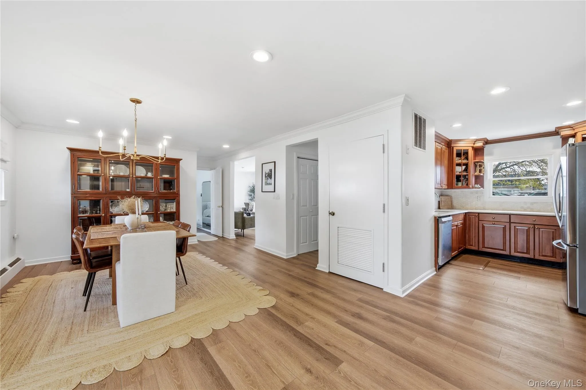 27 Polo Road, Oyster Bay, NY, 5 Bedrooms Bedrooms, 11 Rooms Rooms,2 BathroomsBathrooms,Residential,For Rent,Polo,0,1060071 27 Polo Road, Oyster Bay, NY, 5 Bedrooms Bedrooms, 11 Rooms Rooms,2 BathroomsBathrooms,Residential,For Rent,Polo,0,1060071