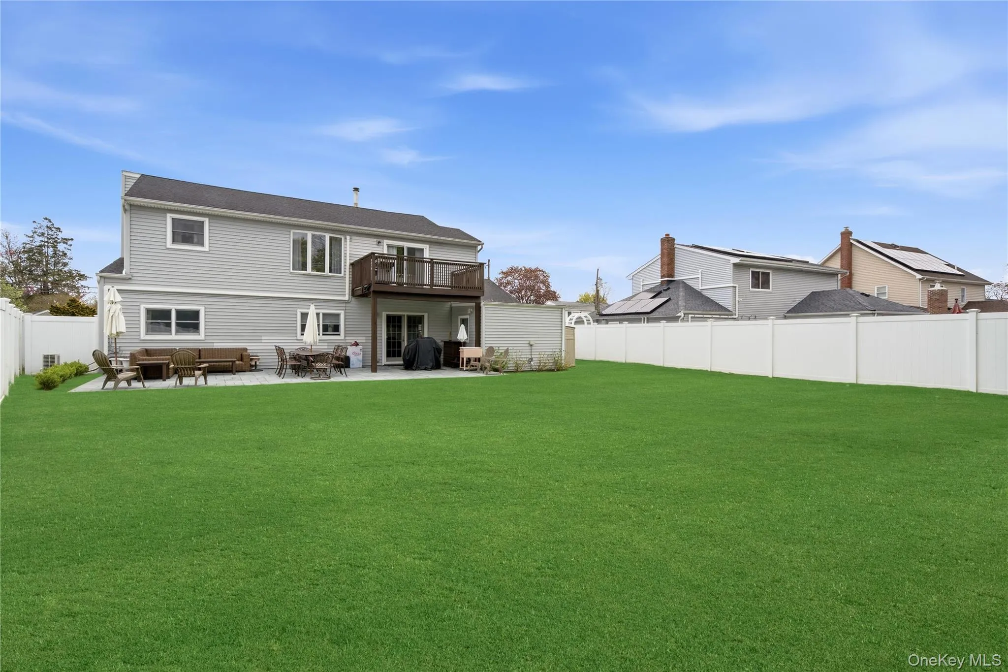 27 Polo Road, Oyster Bay, NY, 5 Bedrooms Bedrooms, 11 Rooms Rooms,2 BathroomsBathrooms,Residential,For Rent,Polo,0,1060071 27 Polo Road, Oyster Bay, NY, 5 Bedrooms Bedrooms, 11 Rooms Rooms,2 BathroomsBathrooms,Residential,For Rent,Polo,0,1060071