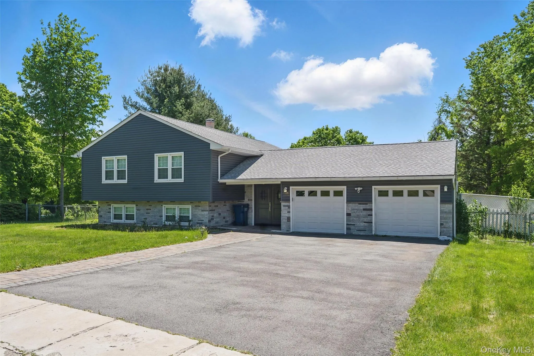 8 Clinton Court, Monroe, NY, 5 Bedrooms Bedrooms, 9 Rooms Rooms,3 BathroomsBathrooms,Residential,For Rent,Clinton,0,1060073 8 Clinton Court, Monroe, NY, 5 Bedrooms Bedrooms, 9 Rooms Rooms,3 BathroomsBathrooms,Residential,For Rent,Clinton,0,1060073