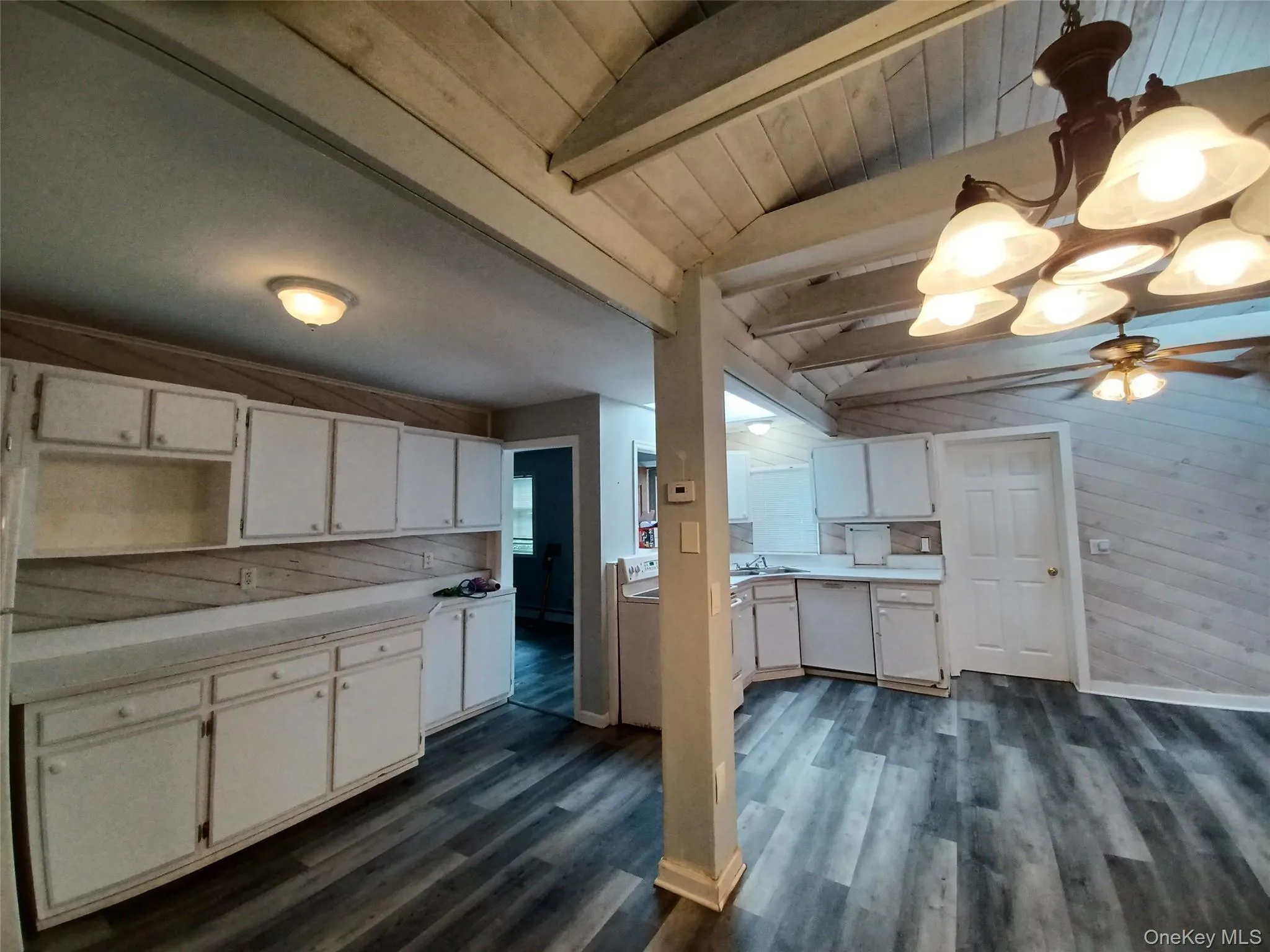 77 Dahlia Drive, Brookhaven, NY, 5 Bedrooms Bedrooms, 7 Rooms Rooms,2 BathroomsBathrooms,Residential,For Rent,Dahlia,0,1060074 77 Dahlia Drive, Brookhaven, NY, 5 Bedrooms Bedrooms, 7 Rooms Rooms,2 BathroomsBathrooms,Residential,For Rent,Dahlia,0,1060074