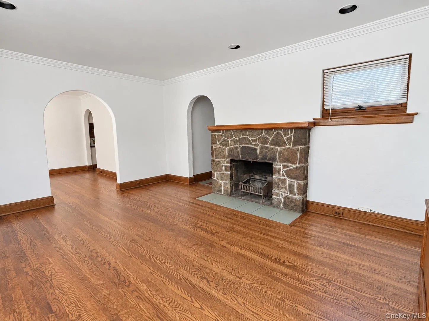 72 Primrose Avenue, Hempstead, NY, 4 Bedroom Bedrooms, 8 Room Rooms,3 BathroomBathrooms,Residential Lease,For Rent,Primrose,0,1060075 72 Primrose Avenue, Hempstead, NY, 4 Bedroom Bedrooms, 8 Room Rooms,3 BathroomBathrooms,Residential Lease,For Rent,Primrose,0,1060075