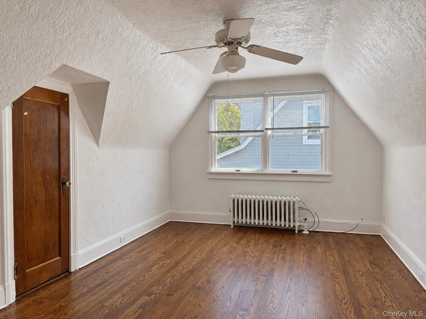 72 Primrose Avenue, Hempstead, NY, 4 Bedroom Bedrooms, 8 Room Rooms,3 BathroomBathrooms,Residential Lease,For Rent,Primrose,0,1060075 72 Primrose Avenue, Hempstead, NY, 4 Bedroom Bedrooms, 8 Room Rooms,3 BathroomBathrooms,Residential Lease,For Rent,Primrose,0,1060075