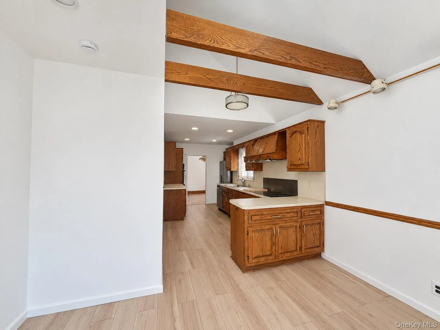 72 Primrose Avenue, Hempstead, NY, 4 Bedroom Bedrooms, 8 Room Rooms,3 BathroomBathrooms,Residential Lease,For Rent,Primrose,0,1060075 72 Primrose Avenue, Hempstead, NY, 4 Bedroom Bedrooms, 8 Room Rooms,3 BathroomBathrooms,Residential Lease,For Rent,Primrose,0,1060075