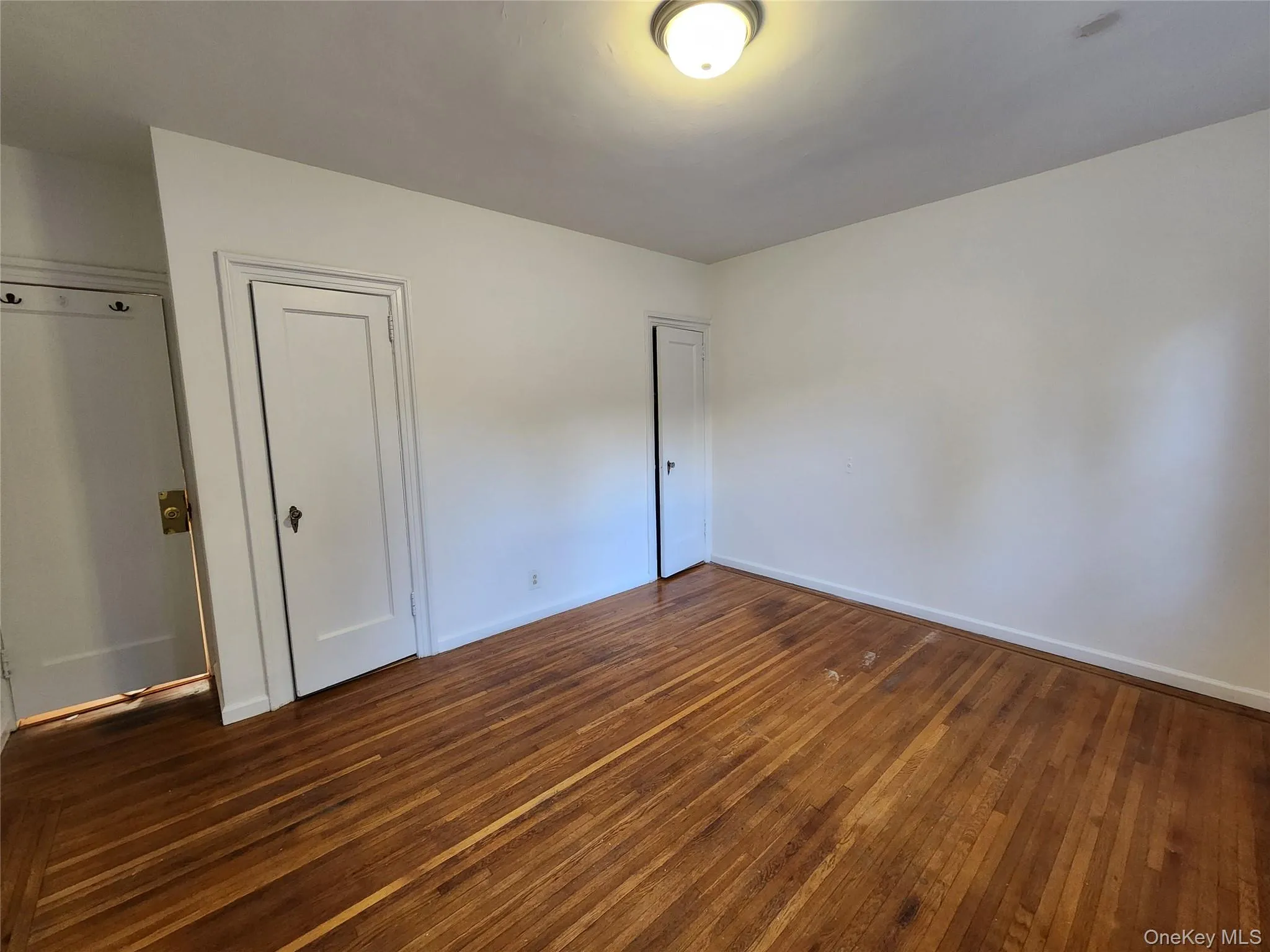 77-20 AUSTIN Street, New York, NY, 2 Bedroom Bedrooms, 5 Room Rooms,1 BathroomBathrooms,Residential Lease,For Rent,AUSTIN,0,1060076 77-20 AUSTIN Street, New York, NY, 2 Bedroom Bedrooms, 5 Room Rooms,1 BathroomBathrooms,Residential Lease,For Rent,AUSTIN,0,1060076