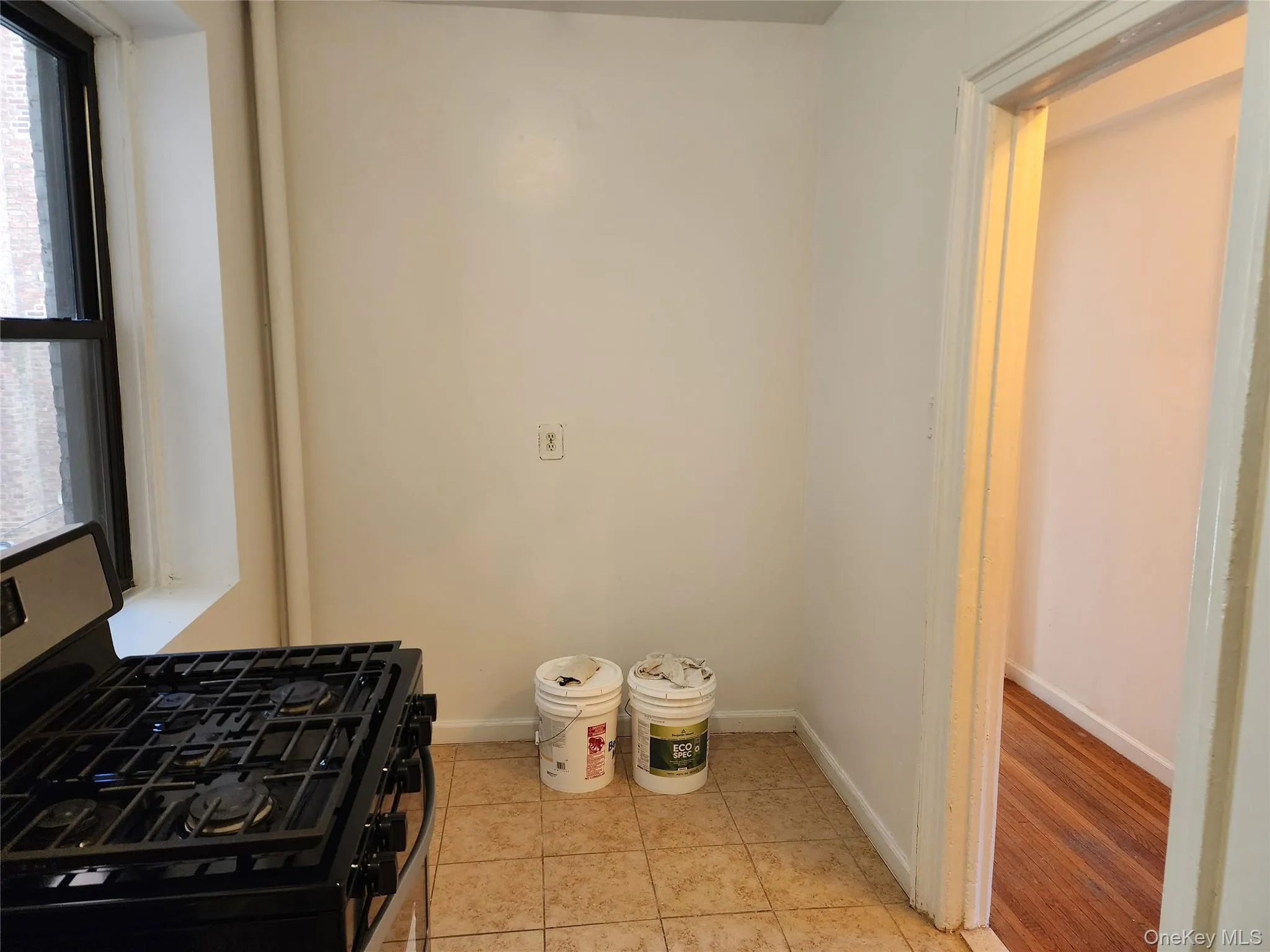 77-20 AUSTIN Street, New York, NY, 2 Bedroom Bedrooms, 5 Room Rooms,1 BathroomBathrooms,Residential Lease,For Rent,AUSTIN,0,1060076 77-20 AUSTIN Street, New York, NY, 2 Bedroom Bedrooms, 5 Room Rooms,1 BathroomBathrooms,Residential Lease,For Rent,AUSTIN,0,1060076