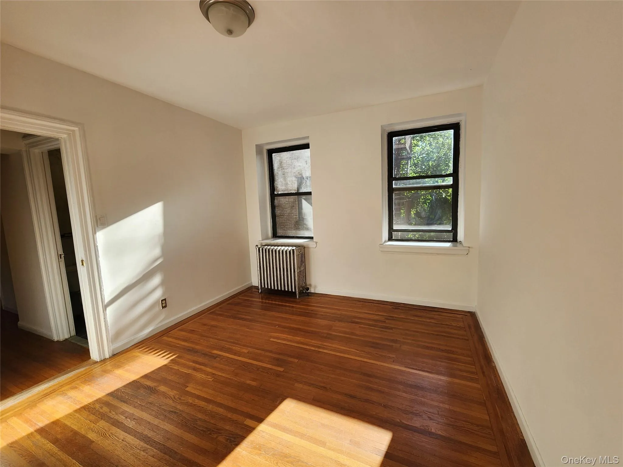 77-20 AUSTIN Street, New York, NY, 2 Bedroom Bedrooms, 5 Room Rooms,1 BathroomBathrooms,Residential Lease,For Rent,AUSTIN,0,1060076 77-20 AUSTIN Street, New York, NY, 2 Bedroom Bedrooms, 5 Room Rooms,1 BathroomBathrooms,Residential Lease,For Rent,AUSTIN,0,1060076