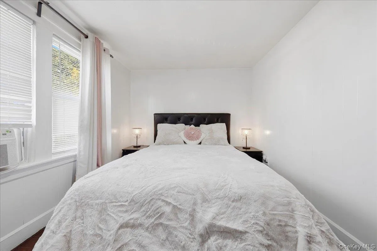 23 Bonta Street, Hempstead, NY, 3 Bedrooms Bedrooms, 6 Rooms Rooms,2 BathroomsBathrooms,Residential,For Rent,Bonta,0,1060080 23 Bonta Street, Hempstead, NY, 3 Bedrooms Bedrooms, 6 Rooms Rooms,2 BathroomsBathrooms,Residential,For Rent,Bonta,0,1060080
