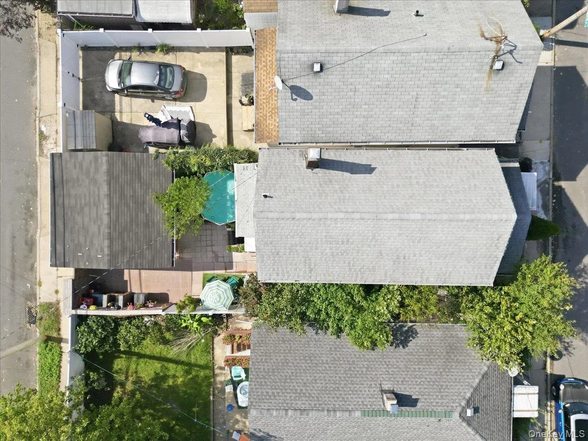 23 Bonta Street, Hempstead, NY, 3 Bedrooms Bedrooms, 6 Rooms Rooms,2 BathroomsBathrooms,Residential,For Rent,Bonta,0,1060080 23 Bonta Street, Hempstead, NY, 3 Bedrooms Bedrooms, 6 Rooms Rooms,2 BathroomsBathrooms,Residential,For Rent,Bonta,0,1060080