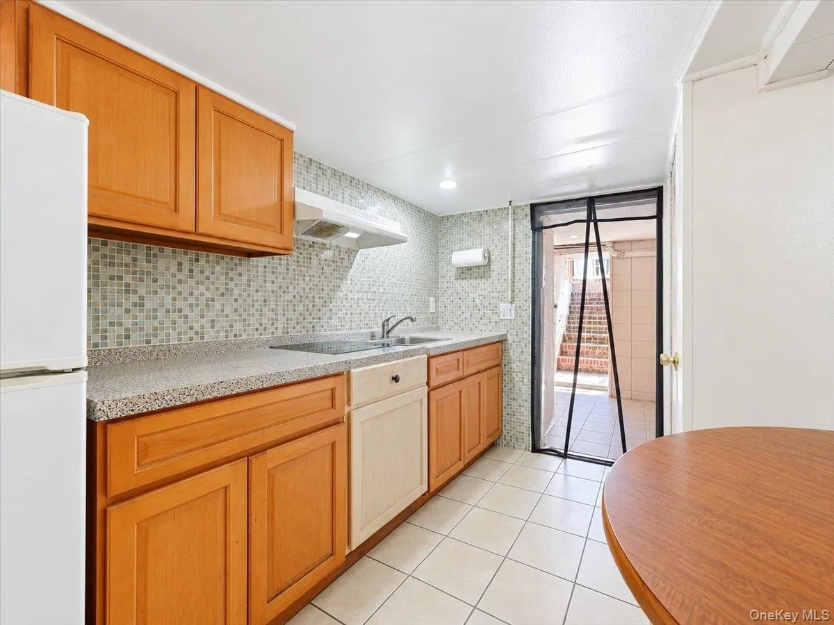 23 Bonta Street, Hempstead, NY, 3 Bedrooms Bedrooms, 6 Rooms Rooms,2 BathroomsBathrooms,Residential,For Rent,Bonta,0,1060080 23 Bonta Street, Hempstead, NY, 3 Bedrooms Bedrooms, 6 Rooms Rooms,2 BathroomsBathrooms,Residential,For Rent,Bonta,0,1060080